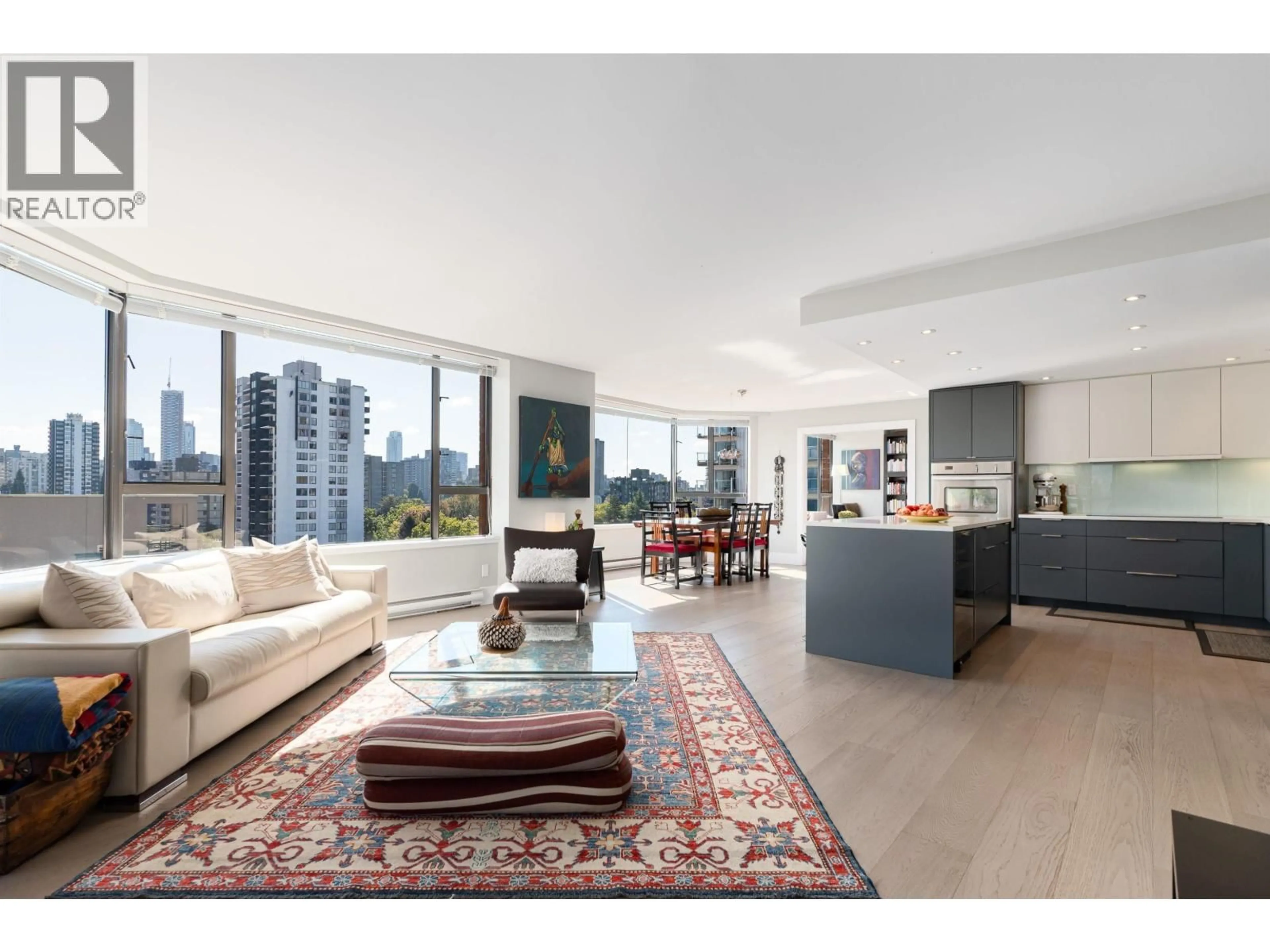 Living room with furniture, unknown for 1001 - 1860 ROBSON STREET, Vancouver British Columbia V6G3C1