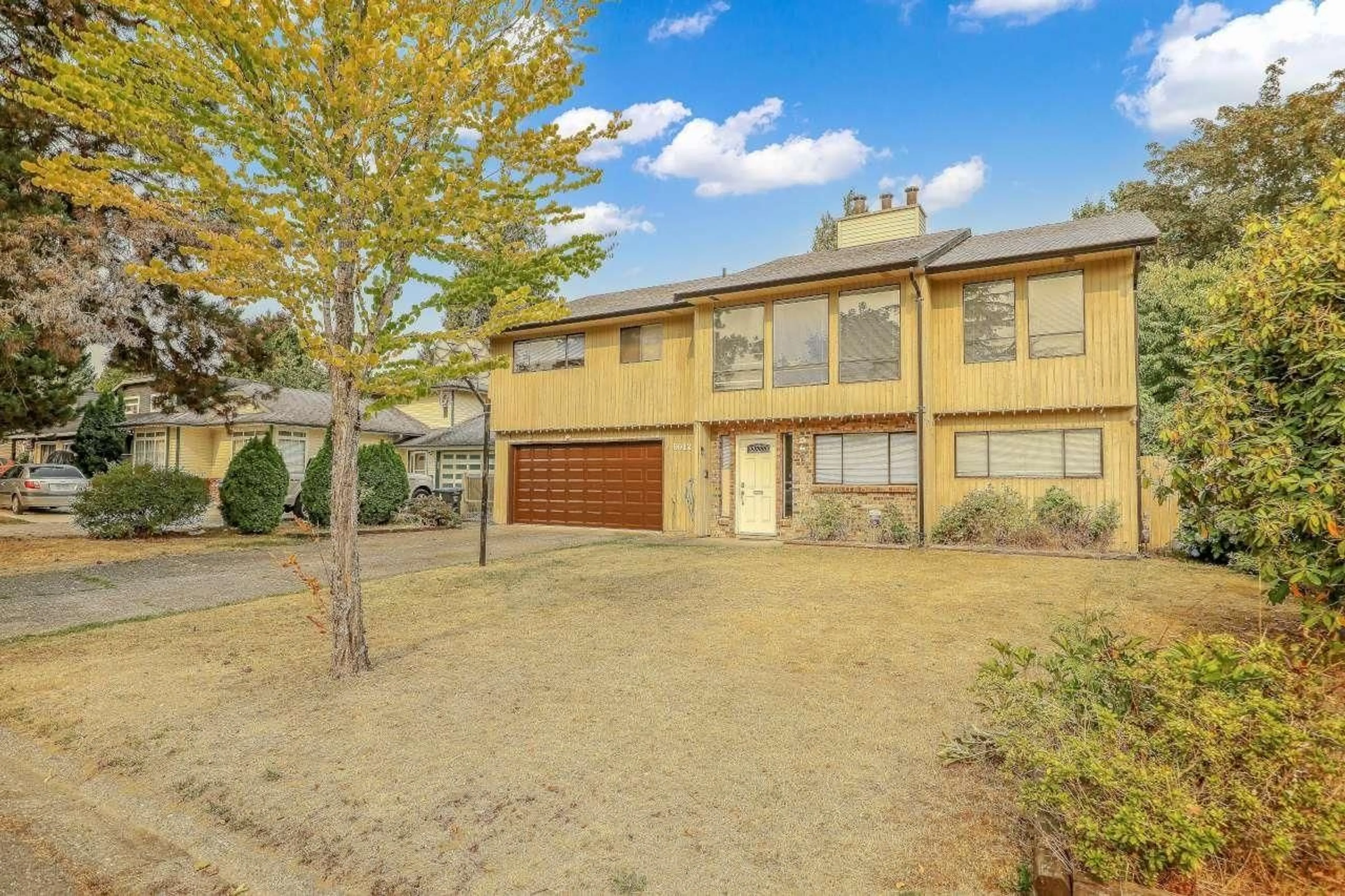 Unknown for 9012 145A STREET, Surrey British Columbia V3R7Y4