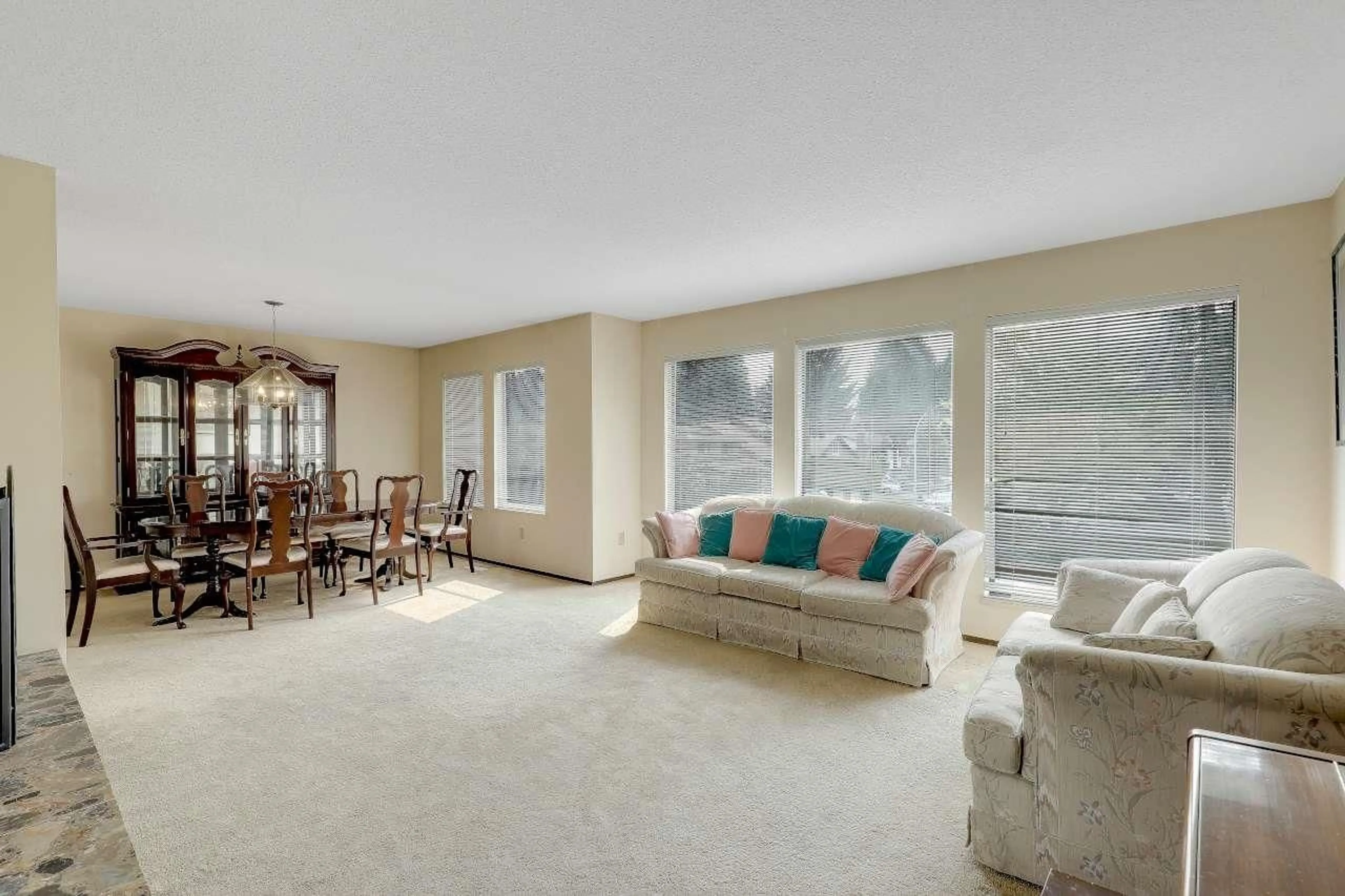 Living room with furniture, ceramic/tile floor for 9012 145A STREET, Surrey British Columbia V3R7Y4