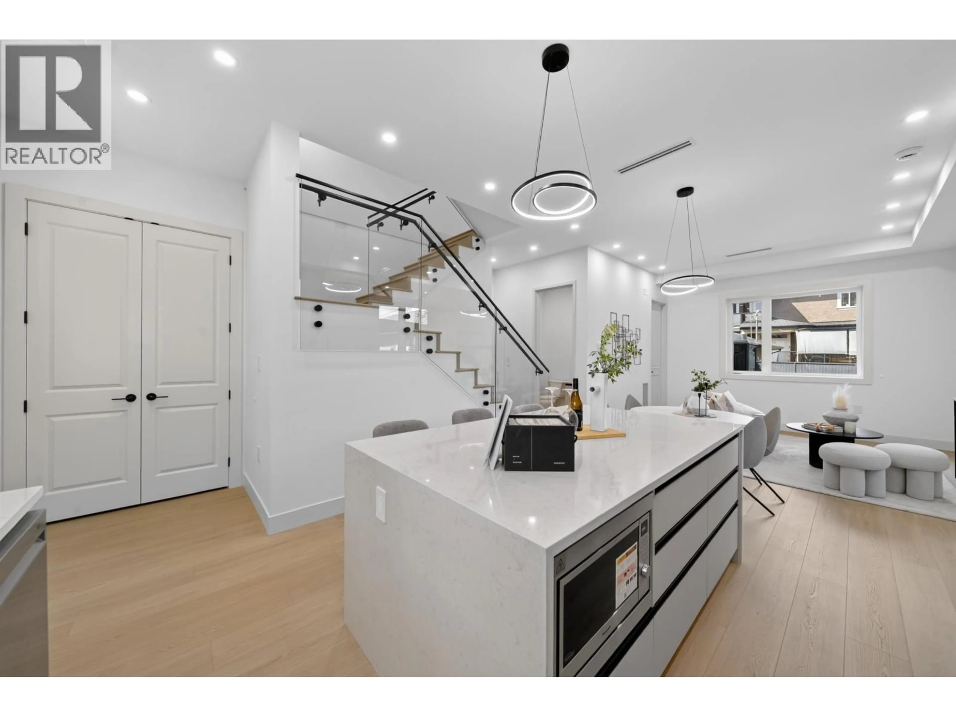 Open concept kitchen, unknown for 3 - 6555 CARNEGIE STREET, Burnaby British Columbia V5B1Y2