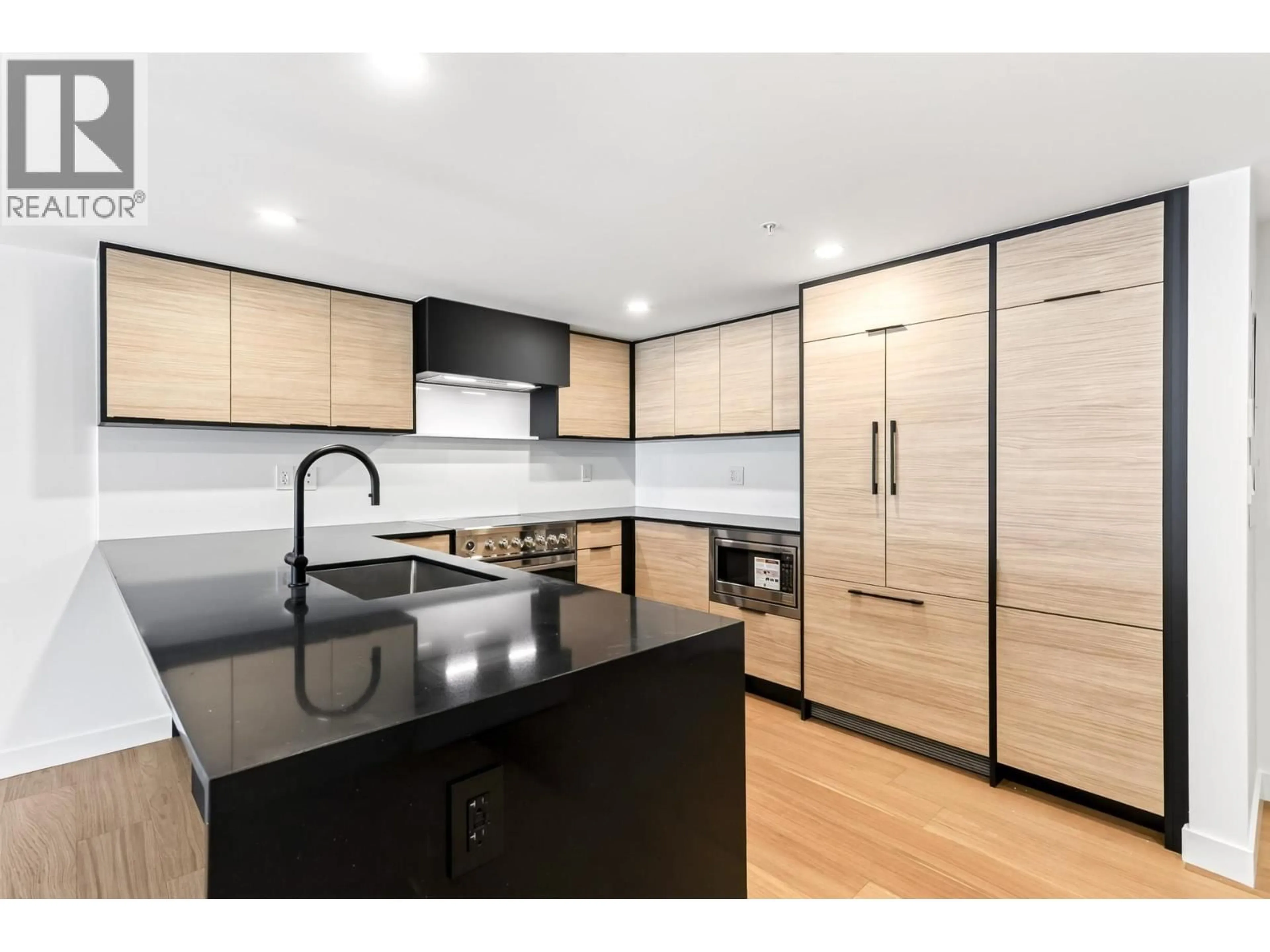 Unknown for 103 - 6485 MANITOBA STREET, Vancouver British Columbia V5Y0P7