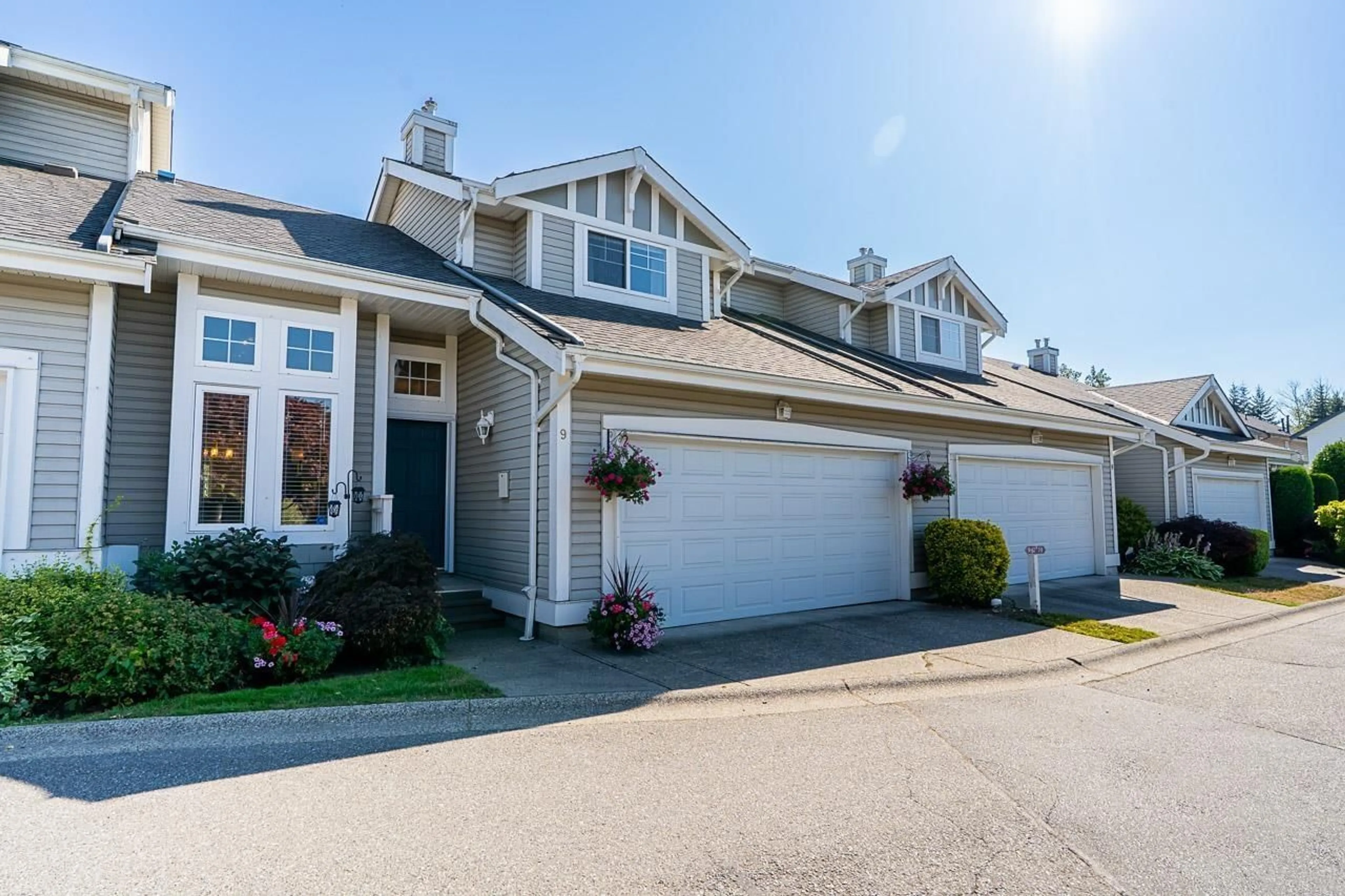 Home with vinyl exterior material, street for 9 - 20788 87 AVENUE, Langley British Columbia V1M3W7