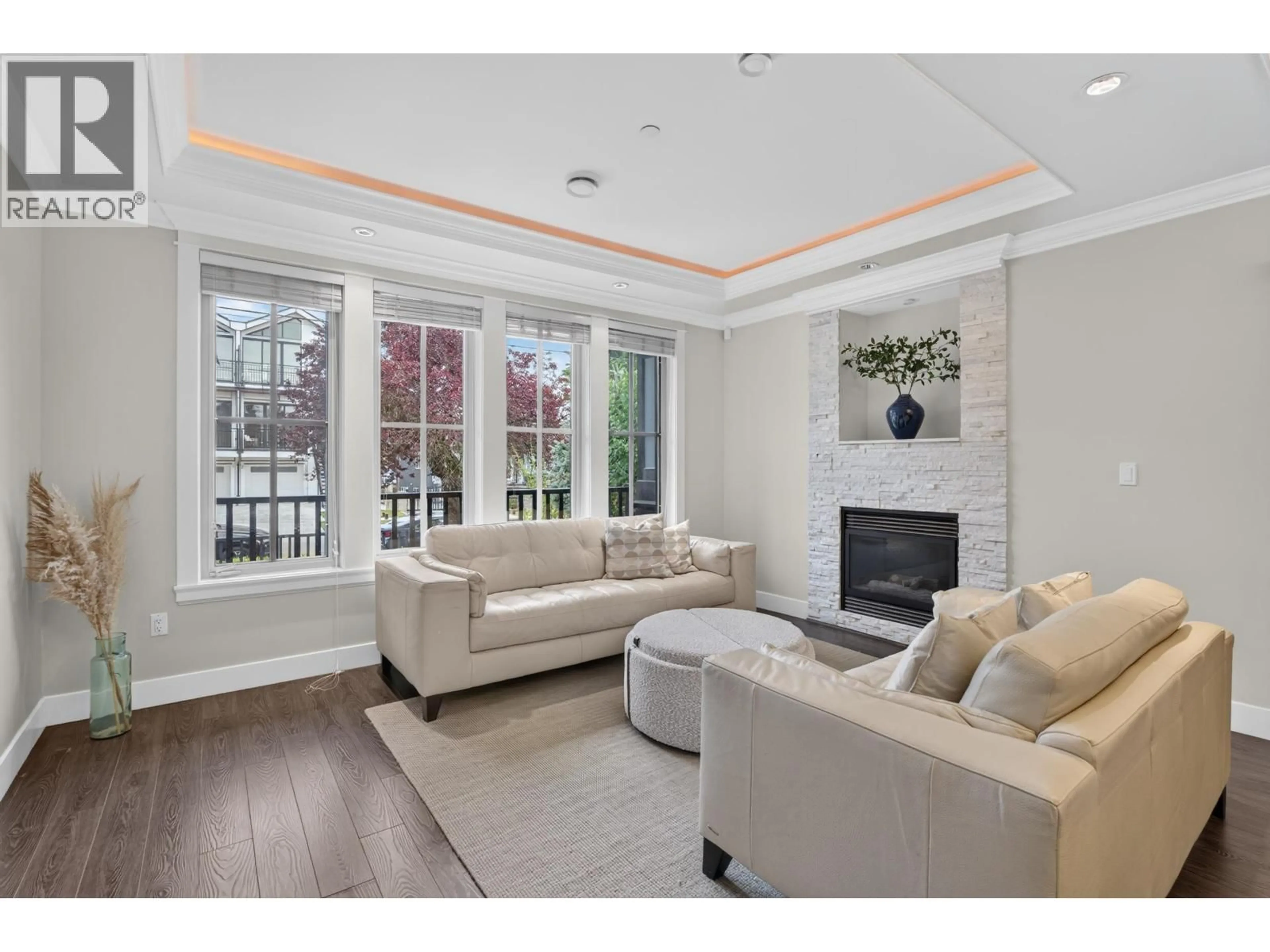 Living room with furniture, unknown for 1010 55TH AVENUE, Vancouver British Columbia V5X1N9