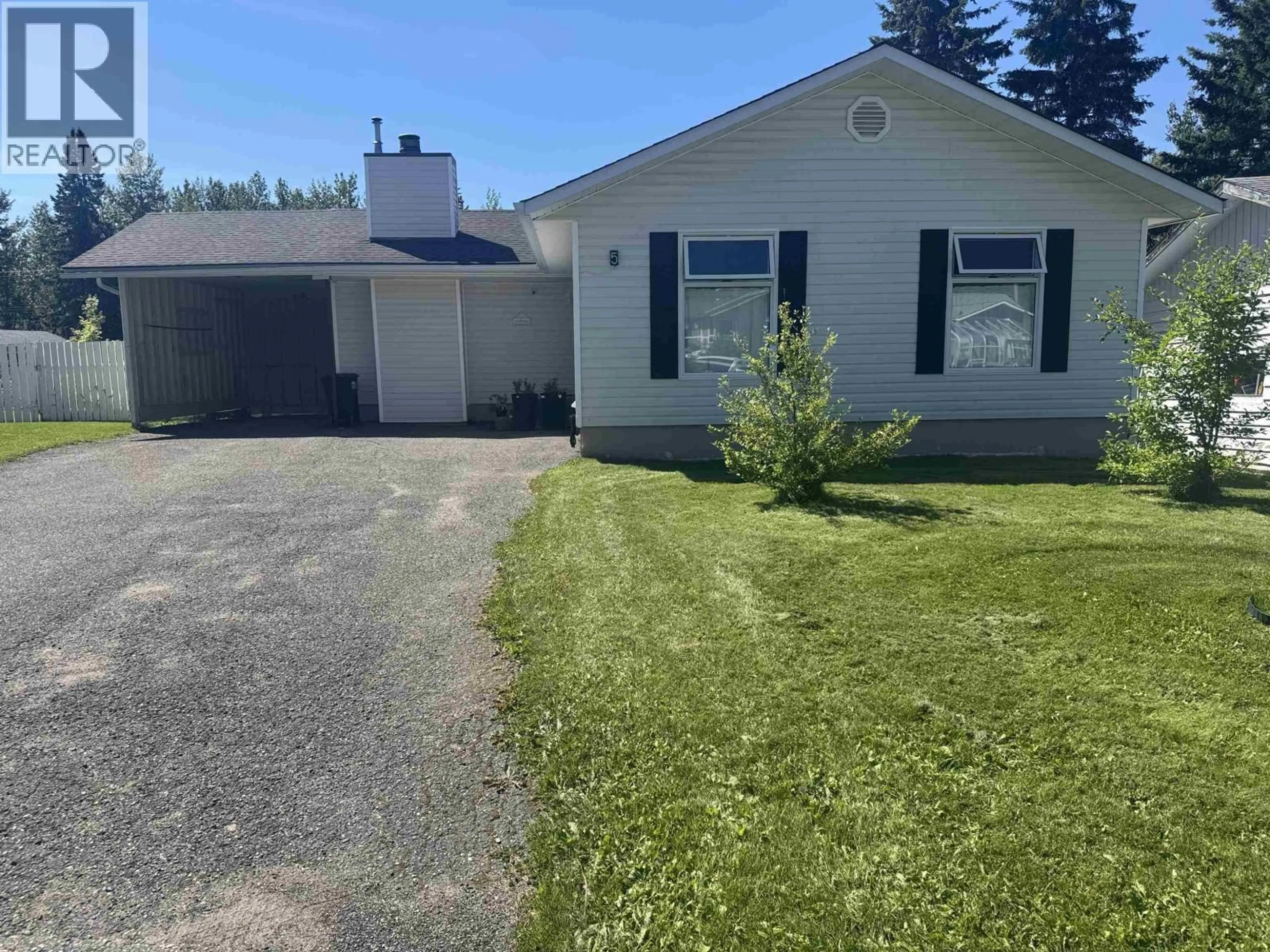 A pic from outside/outdoor area/front of a property/back of a property/a pic from drone, street for 5 CUT THUMB PLACE, Mackenzie British Columbia V0J2C0