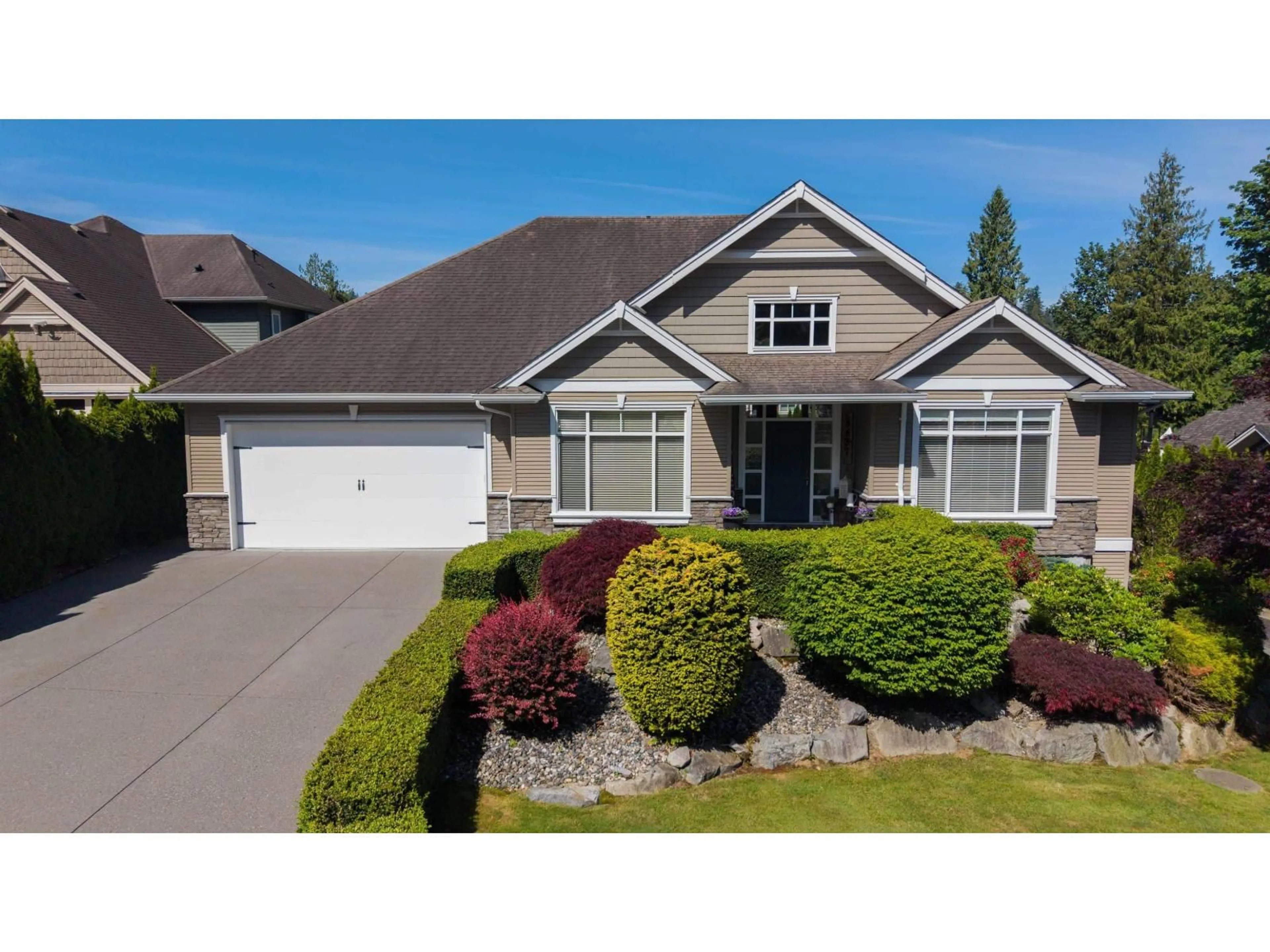 Home with vinyl exterior material, street for 8557 FRIPP TERRACE, Mission British Columbia V2V6T3