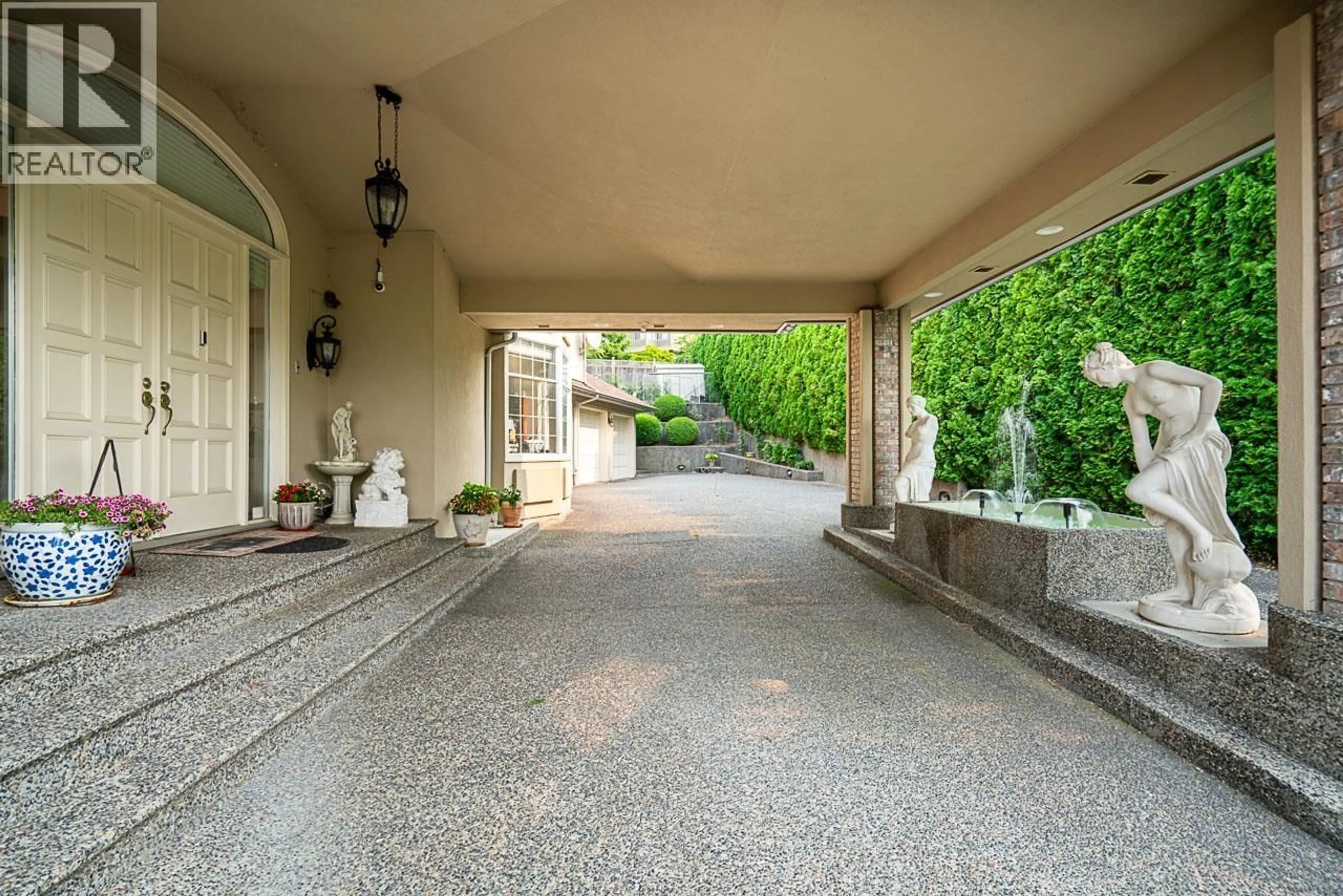 Patio, street for 1496 JOHNSON STREET, Coquitlam British Columbia V3E2T1