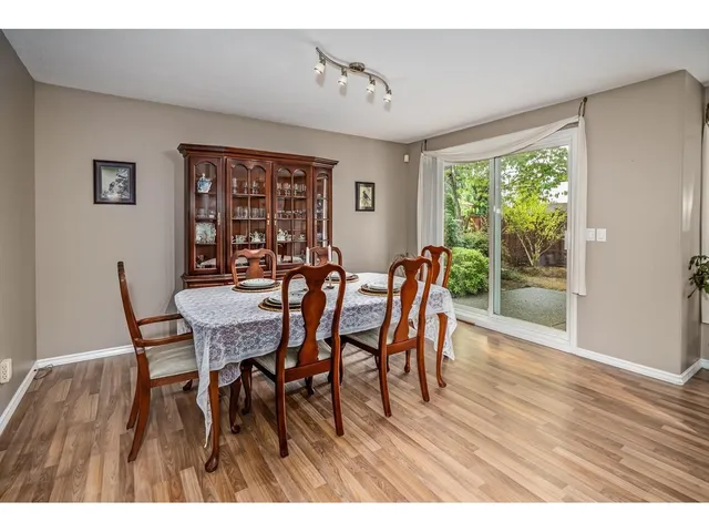 252 - 13888 70 AVENUE, Surrey 5