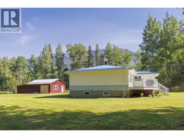 855 BRIDGE ROAD, McBride 3