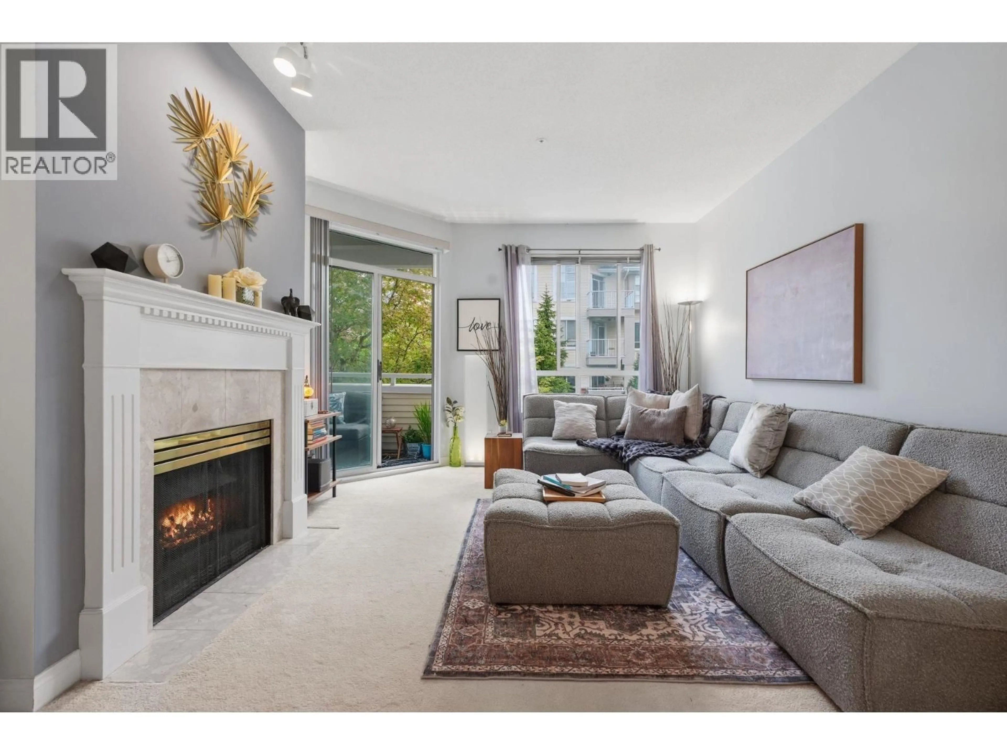 Living room with furniture, unknown for 333 - 383 37TH AVENUE, Vancouver British Columbia V5W4C1