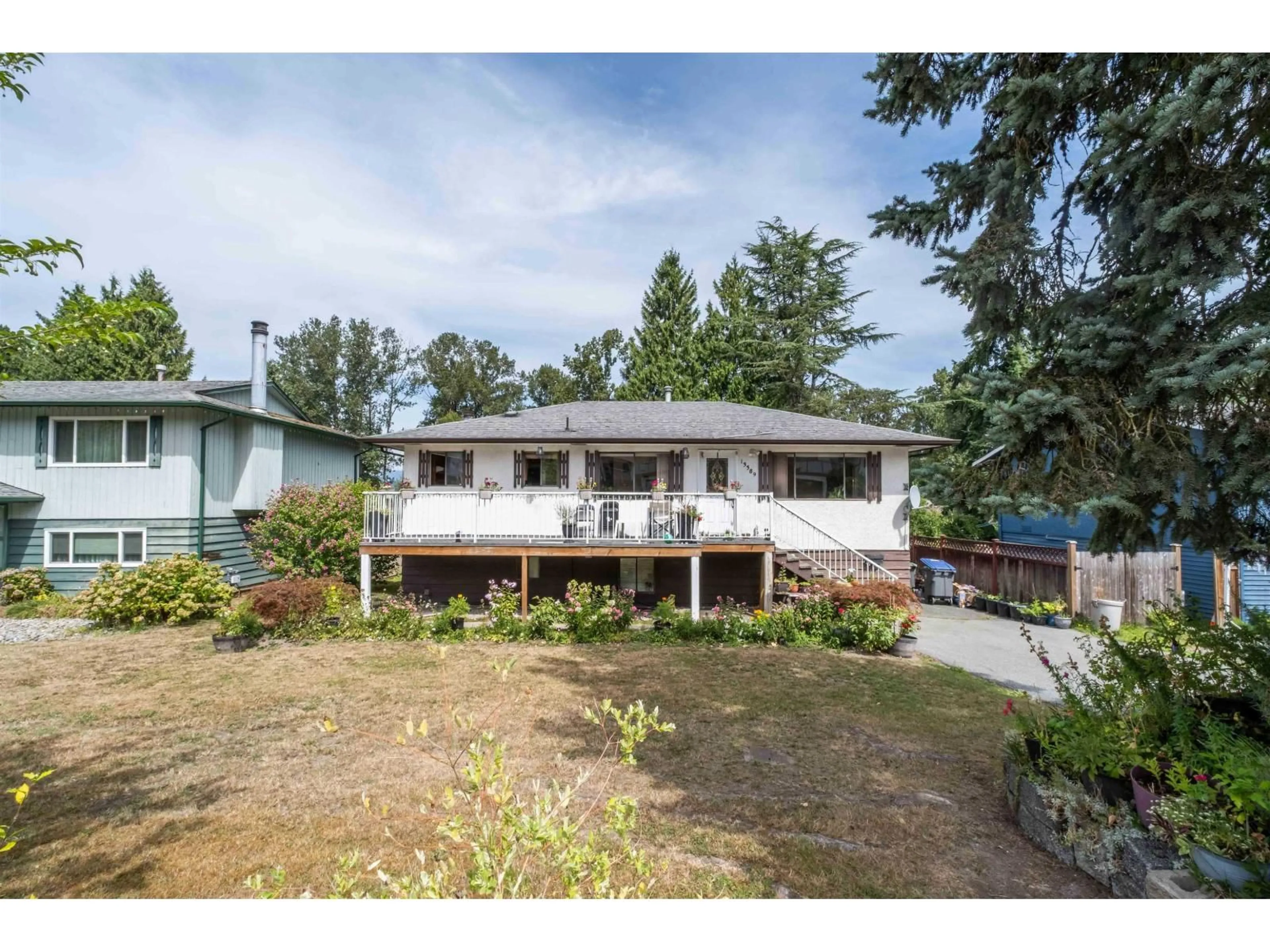 A pic from outside/outdoor area/front of a property/back of a property/a pic from drone, water/lake/river/ocean view for 13389 CRESTVIEW DRIVE, Surrey British Columbia V3R6V3