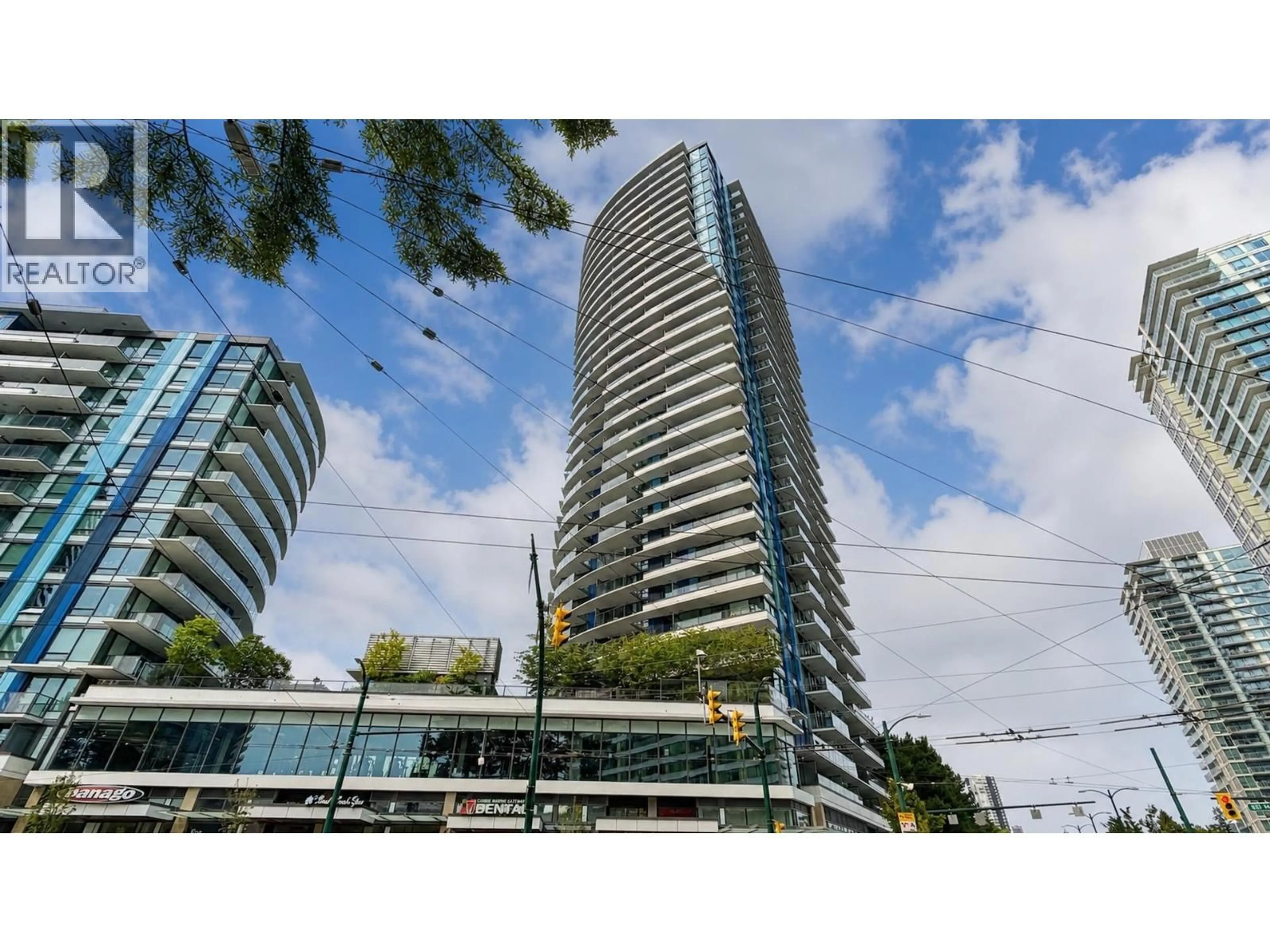 Indoor foyer for 1608 - 8189 CAMBIE STREET, Vancouver British Columbia V6P0G6