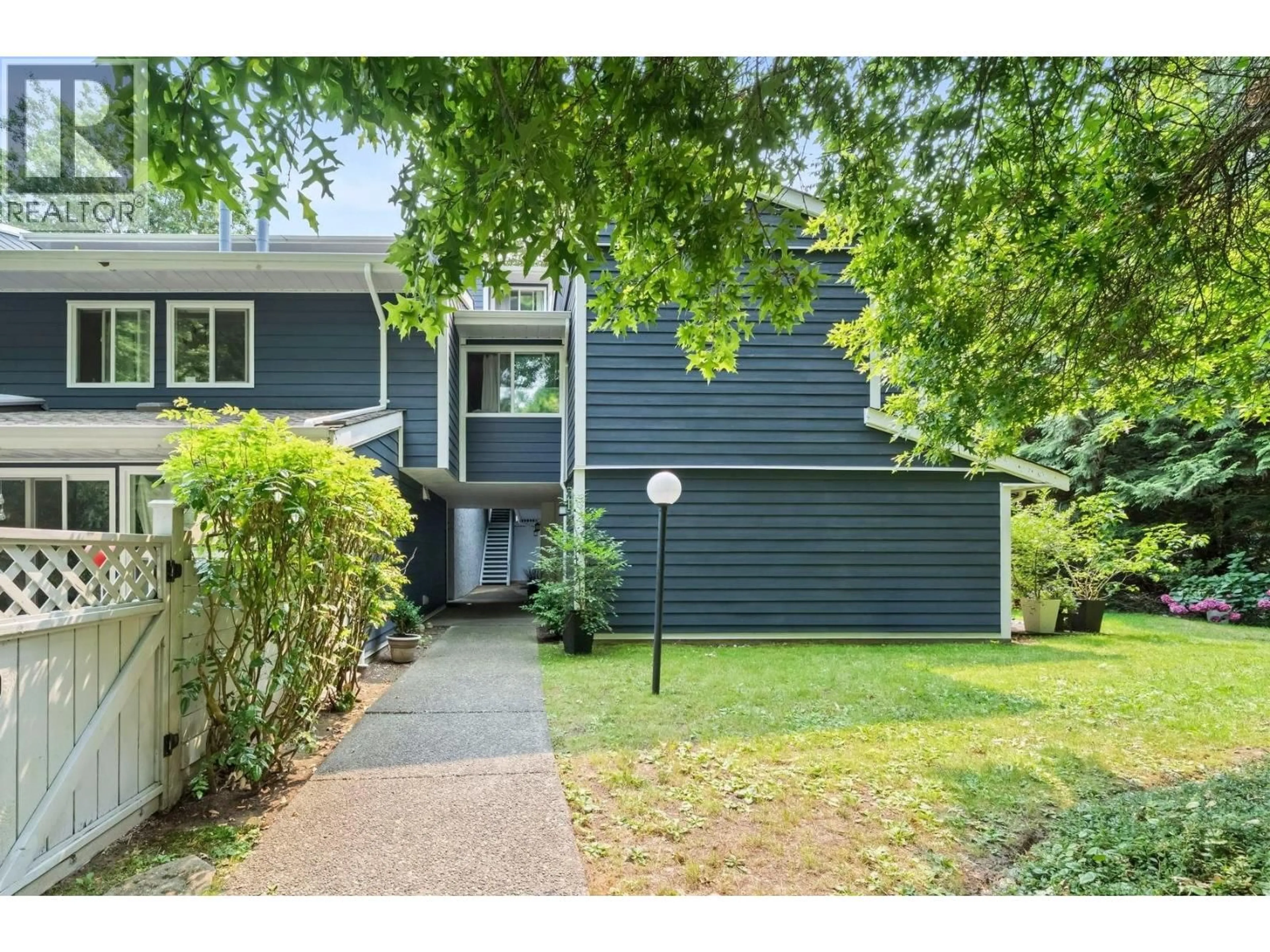 Home with vinyl exterior material, street for 30 - 9101 FOREST GROVE DRIVE, Burnaby British Columbia V5A3Z5