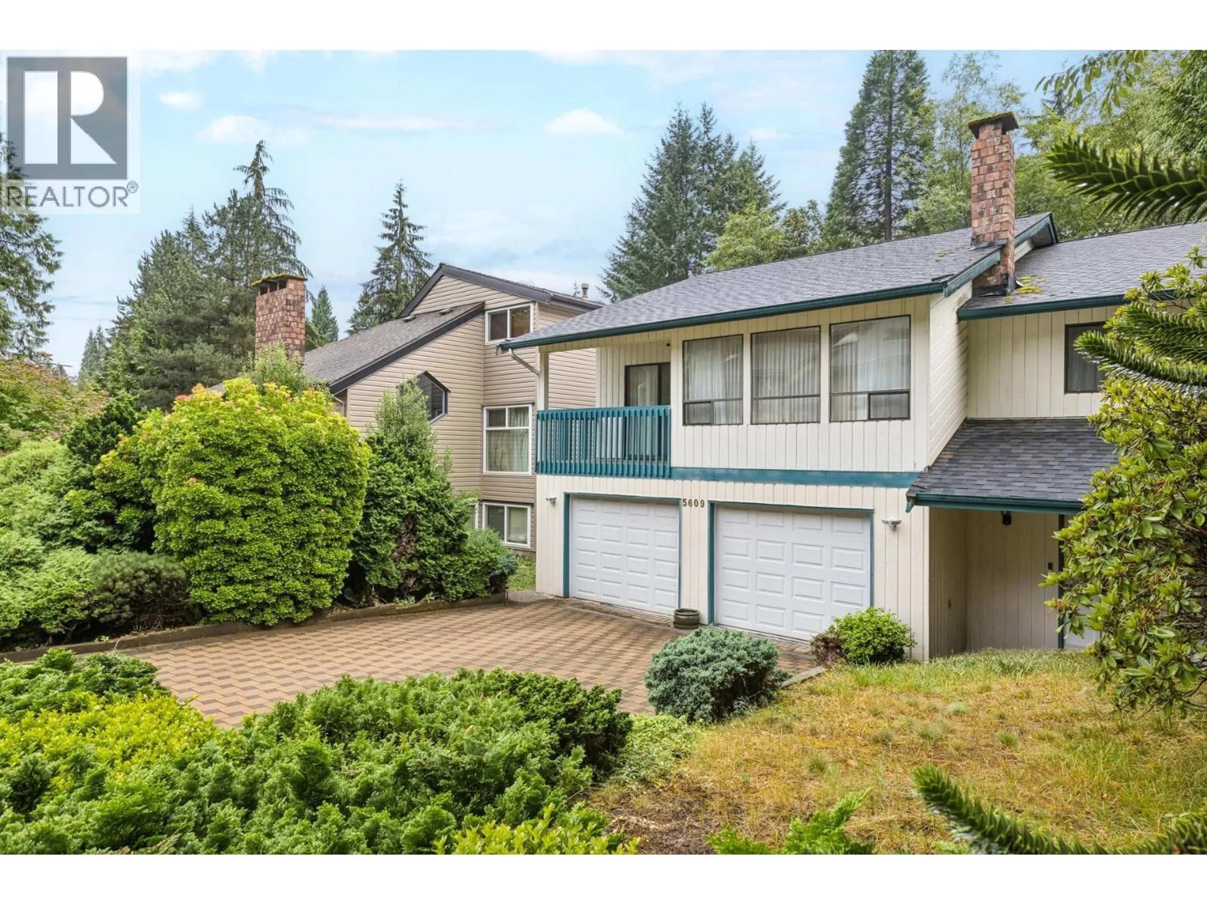 A pic from outside/outdoor area/front of a property/back of a property/a pic from drone, mountain view for 5609 WHITE PINE LANE, North Vancouver British Columbia V7R4S1
