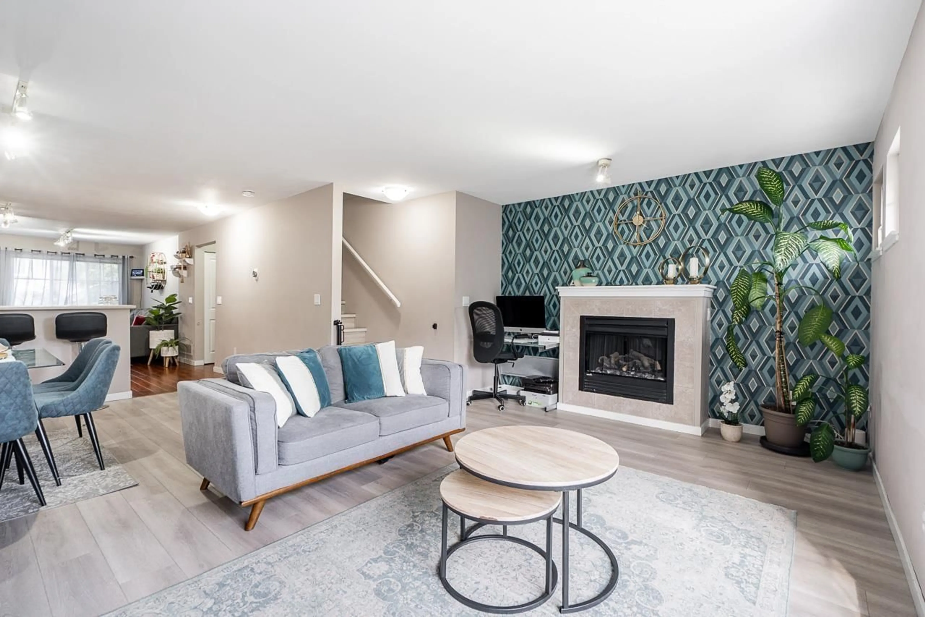 Living room with furniture, unknown for 159 - 12040 68 AVENUE, Surrey British Columbia V3W1P5