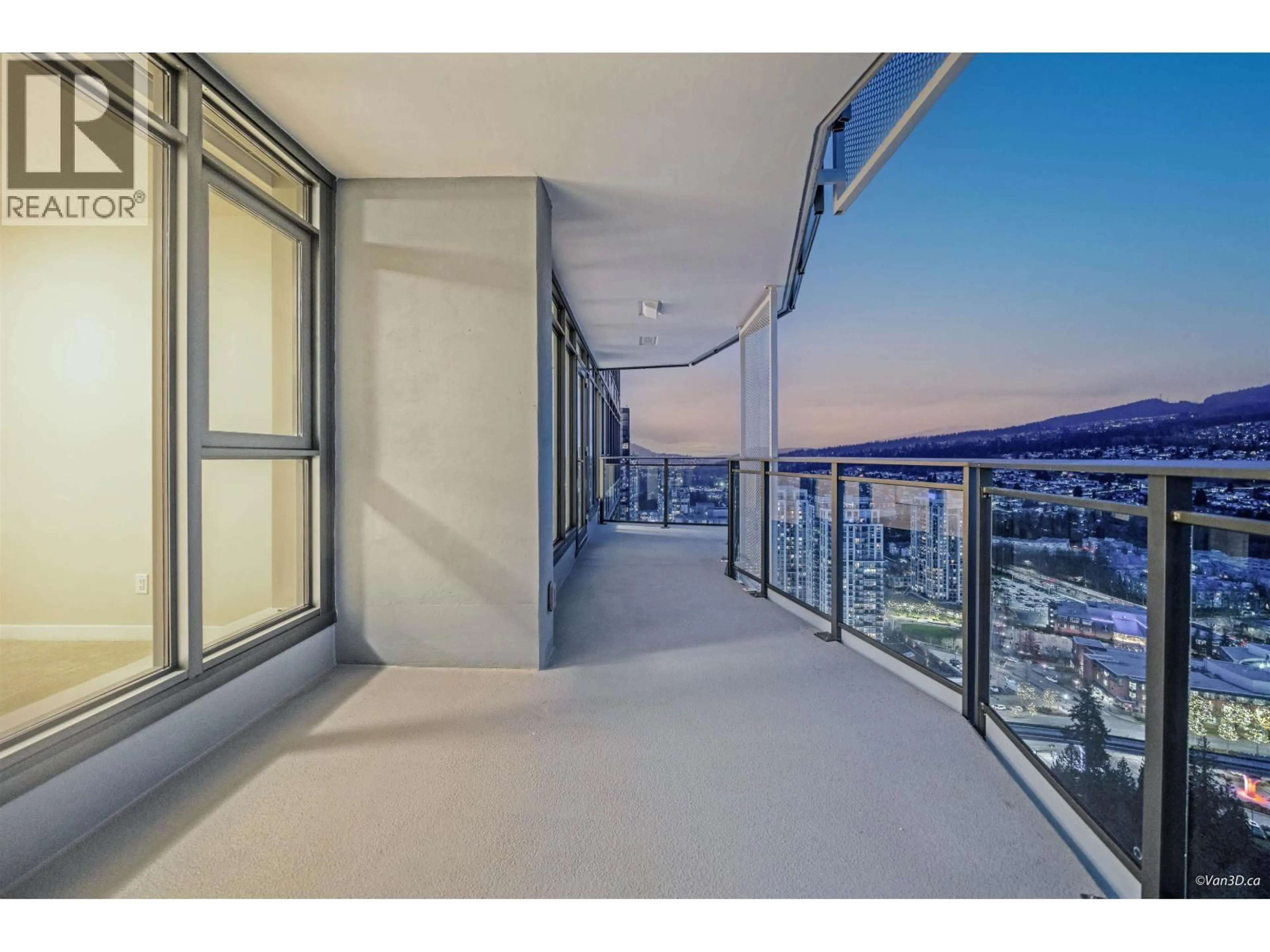 Indoor foyer for 3602 - 1182 WESTWOOD STREET, Coquitlam British Columbia V3B0T9