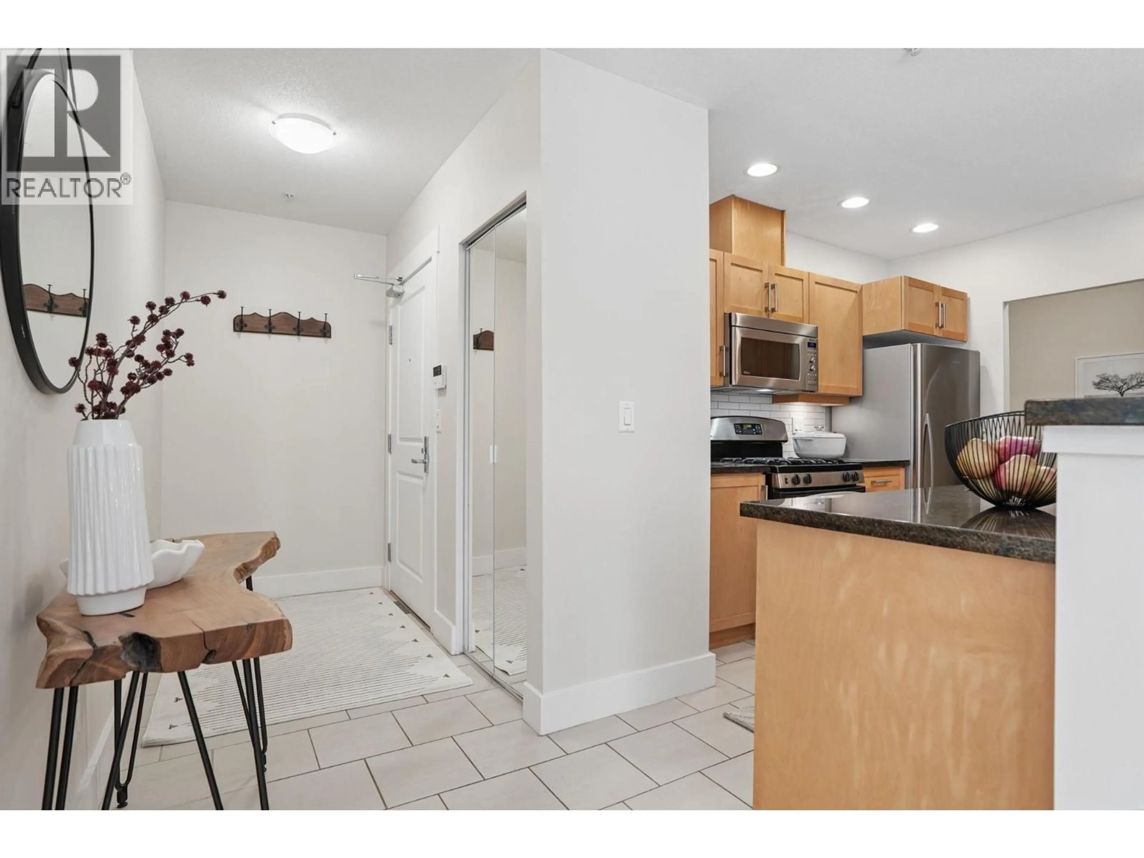 Standard kitchen, unknown for 316 - 6328 LARKIN DRIVE, Vancouver British Columbia V6T2K2