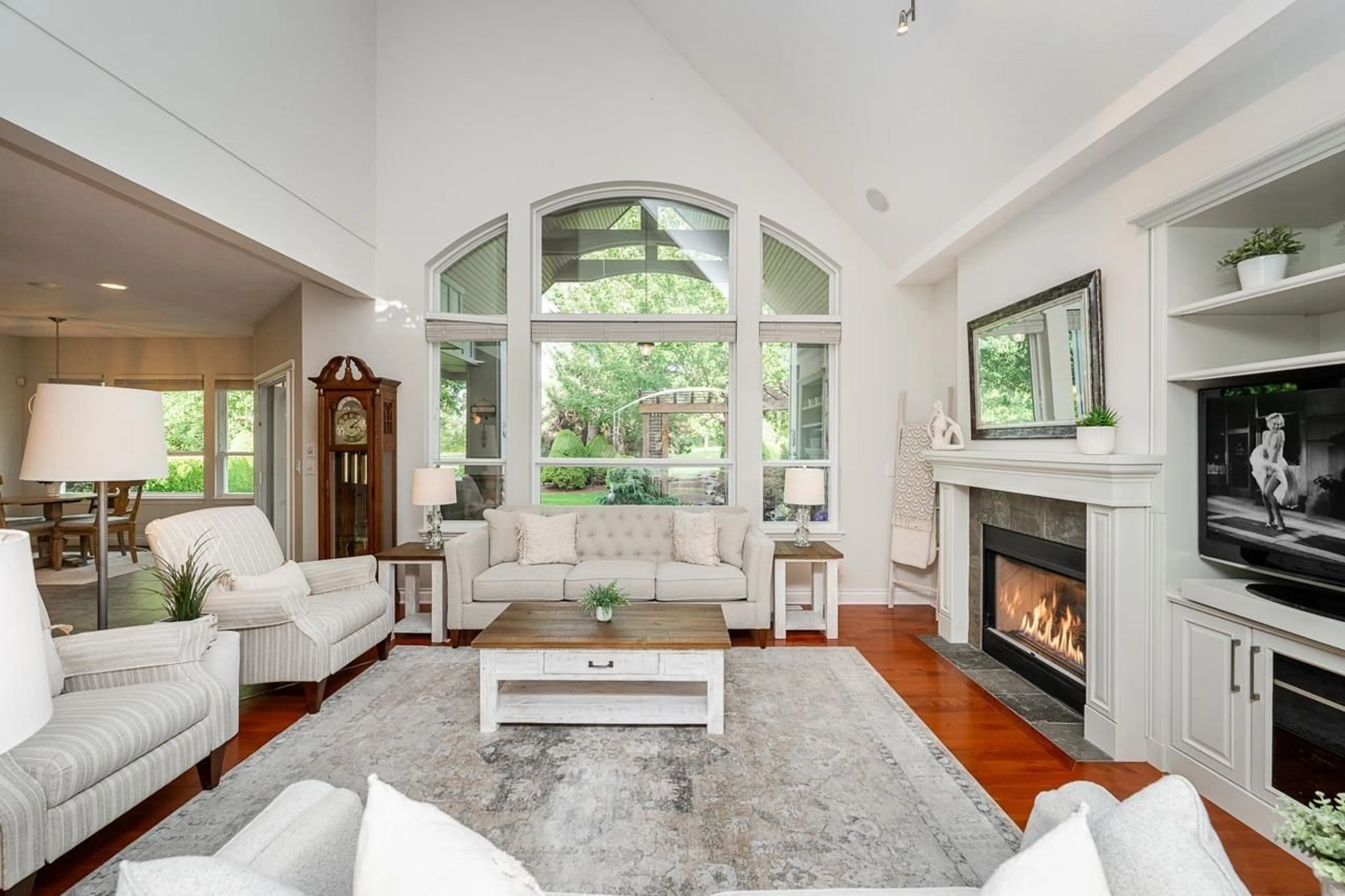 Living room with furniture, unknown for 3338 157A STREET, Surrey British Columbia V3Z3Y4