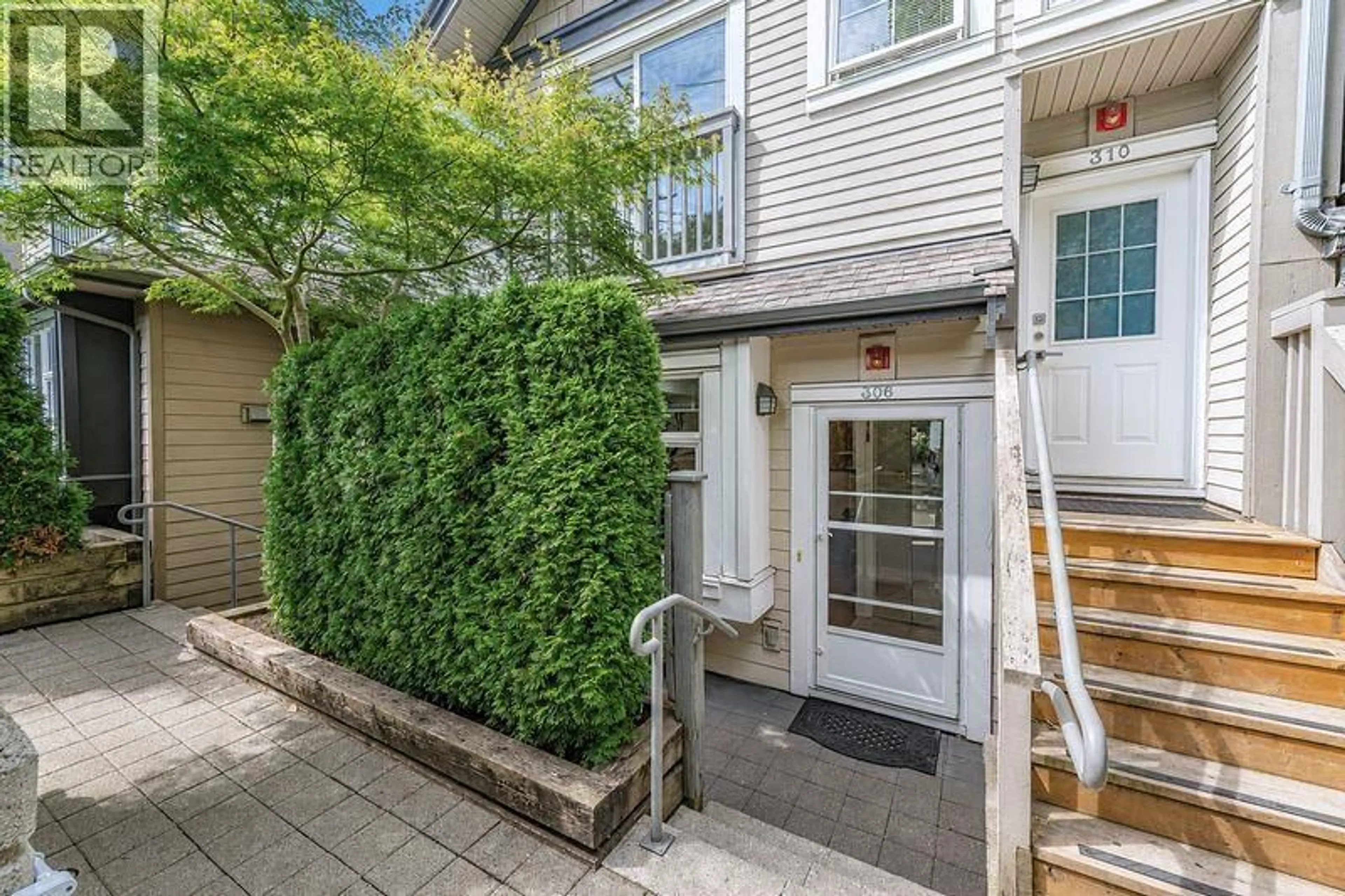 Patio, street for 306 - 4468 ALBERT STREET, Burnaby British Columbia V5C2G2