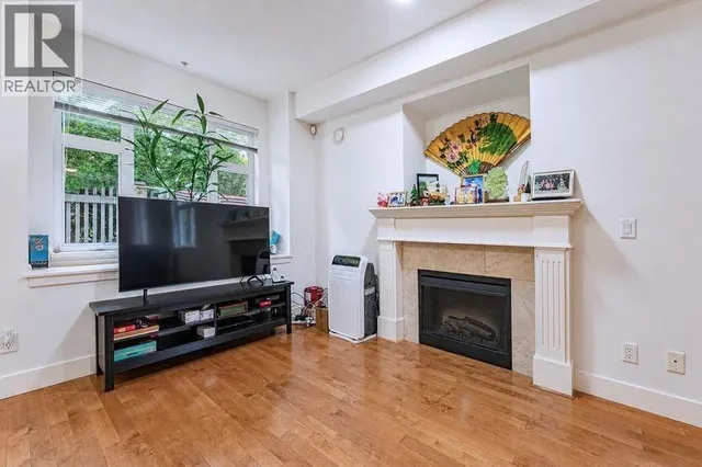306 - 4468 ALBERT STREET, Burnaby 5