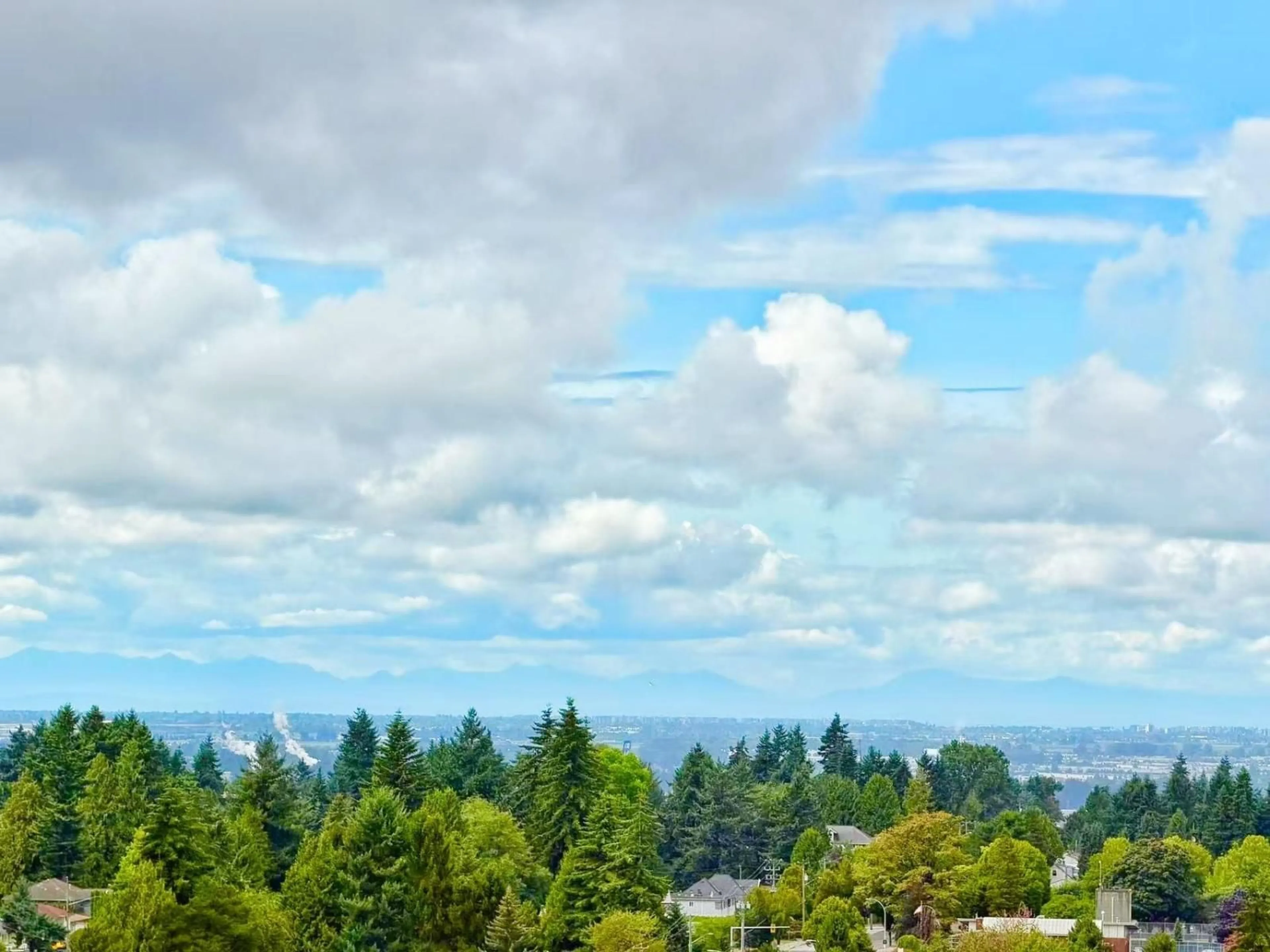 Blurry image for 1911 - 10448 UNIVERSITY DRIVE, Surrey British Columbia V3T0S7