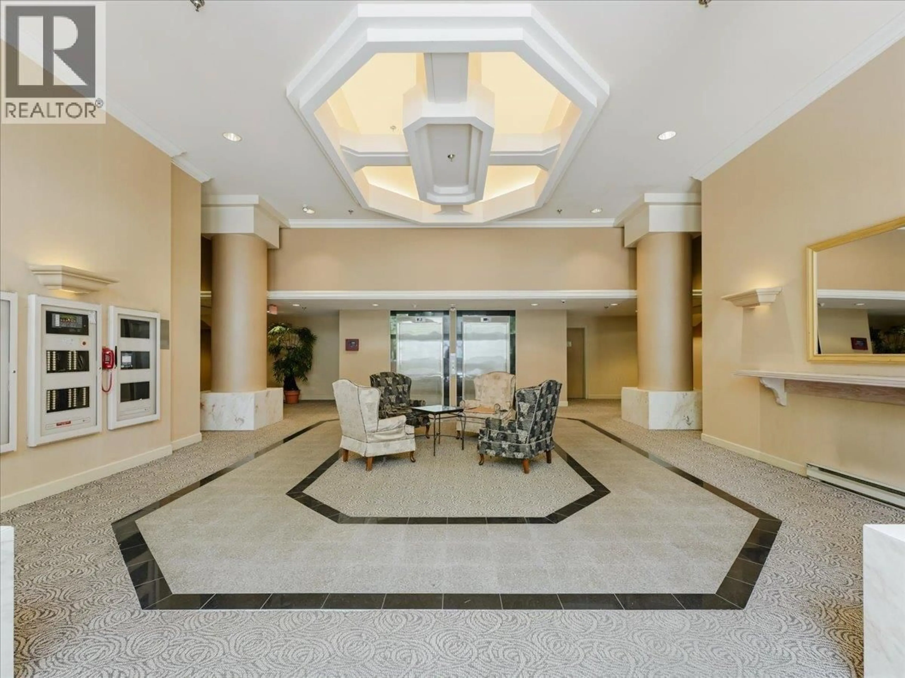 Lobby for 702 - 2201 PINE STREET, Vancouver British Columbia V6J5E7