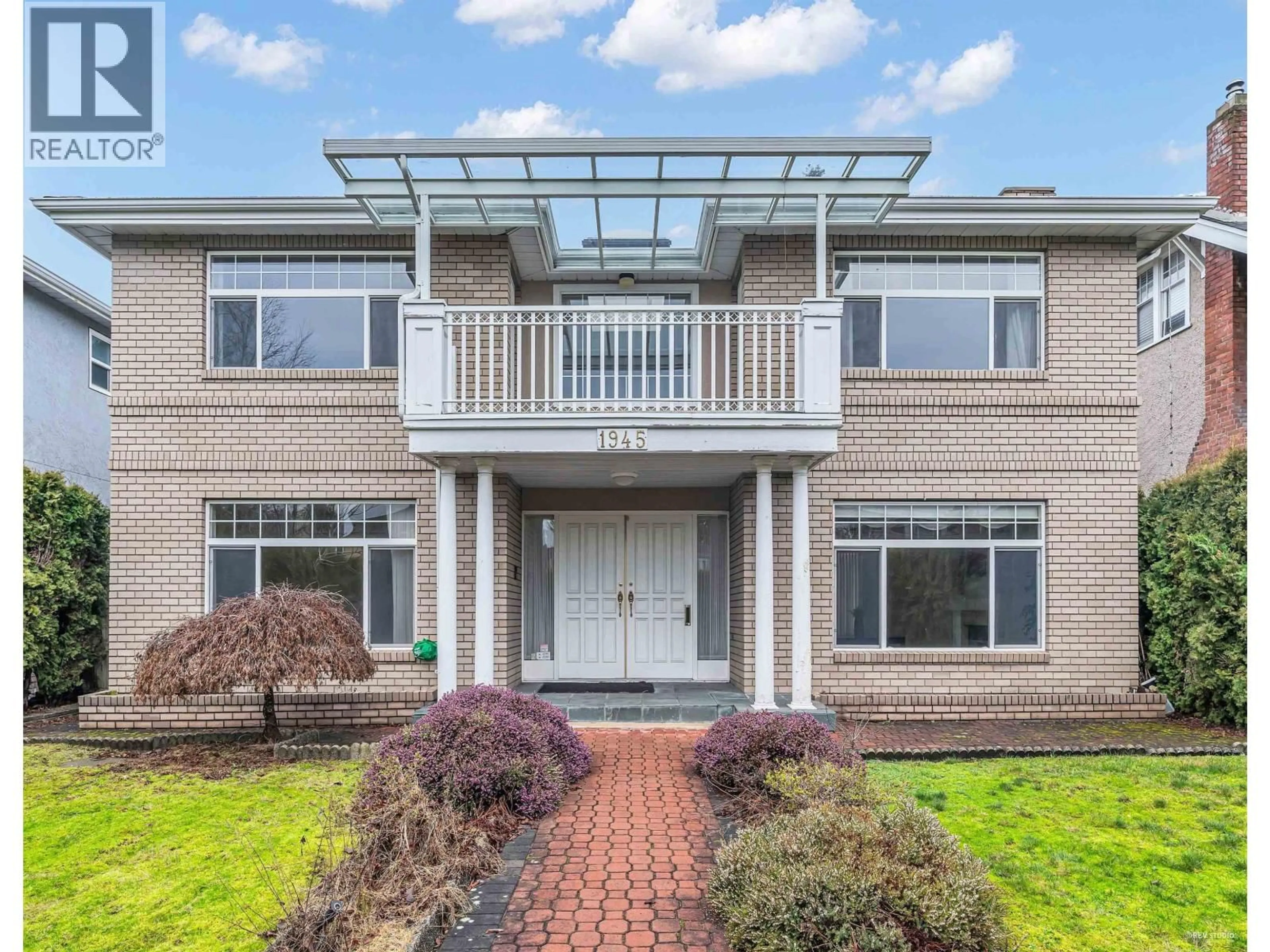 Home with brick exterior material, building for 1945 W 44TH AVENUE, Vancouver British Columbia V6M2E8