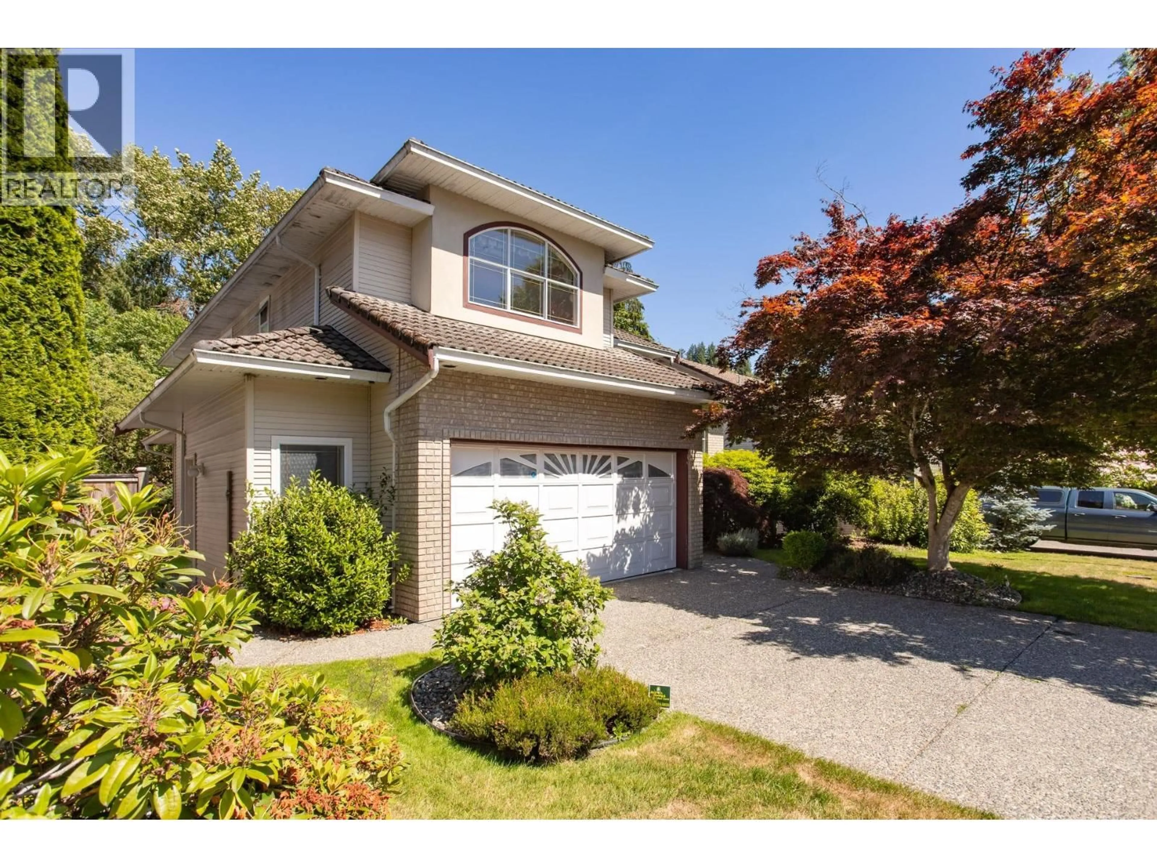 Home with vinyl exterior material, street for 1437 LAMBERT WAY, Coquitlam British Columbia V3E2Z8