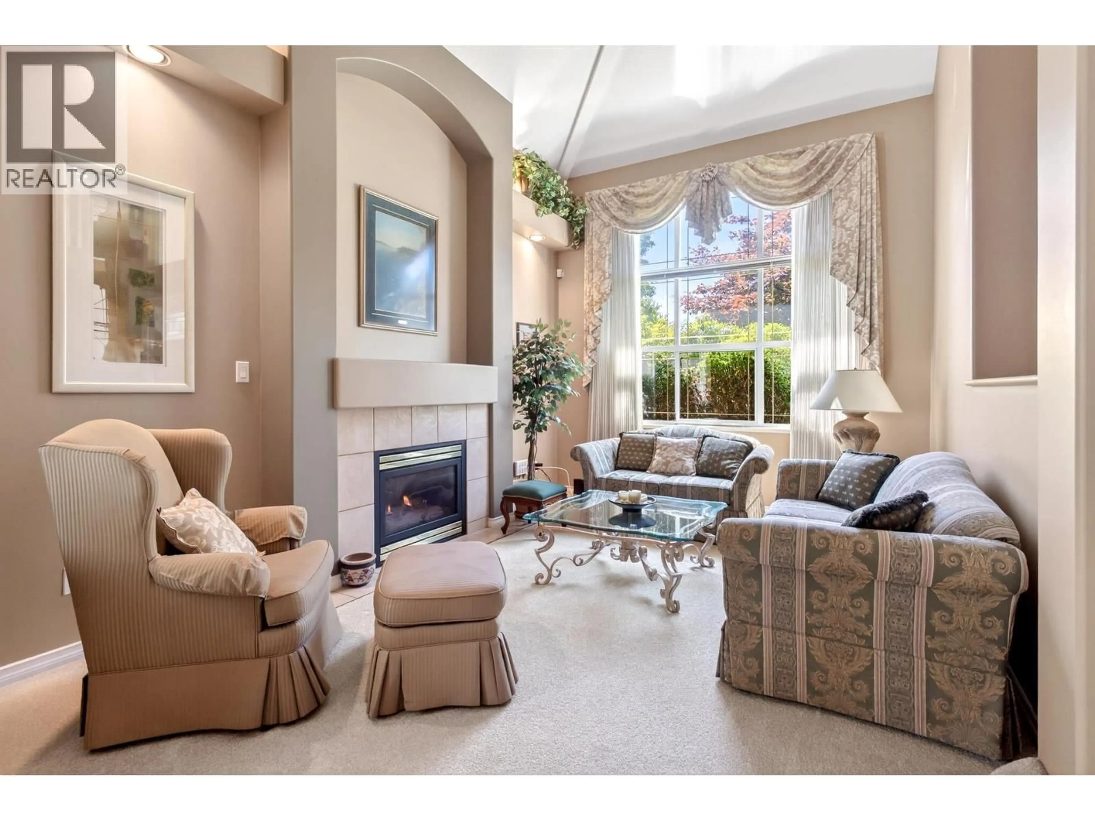 Living room with furniture, unknown for 1437 LAMBERT WAY, Coquitlam British Columbia V3E2Z8