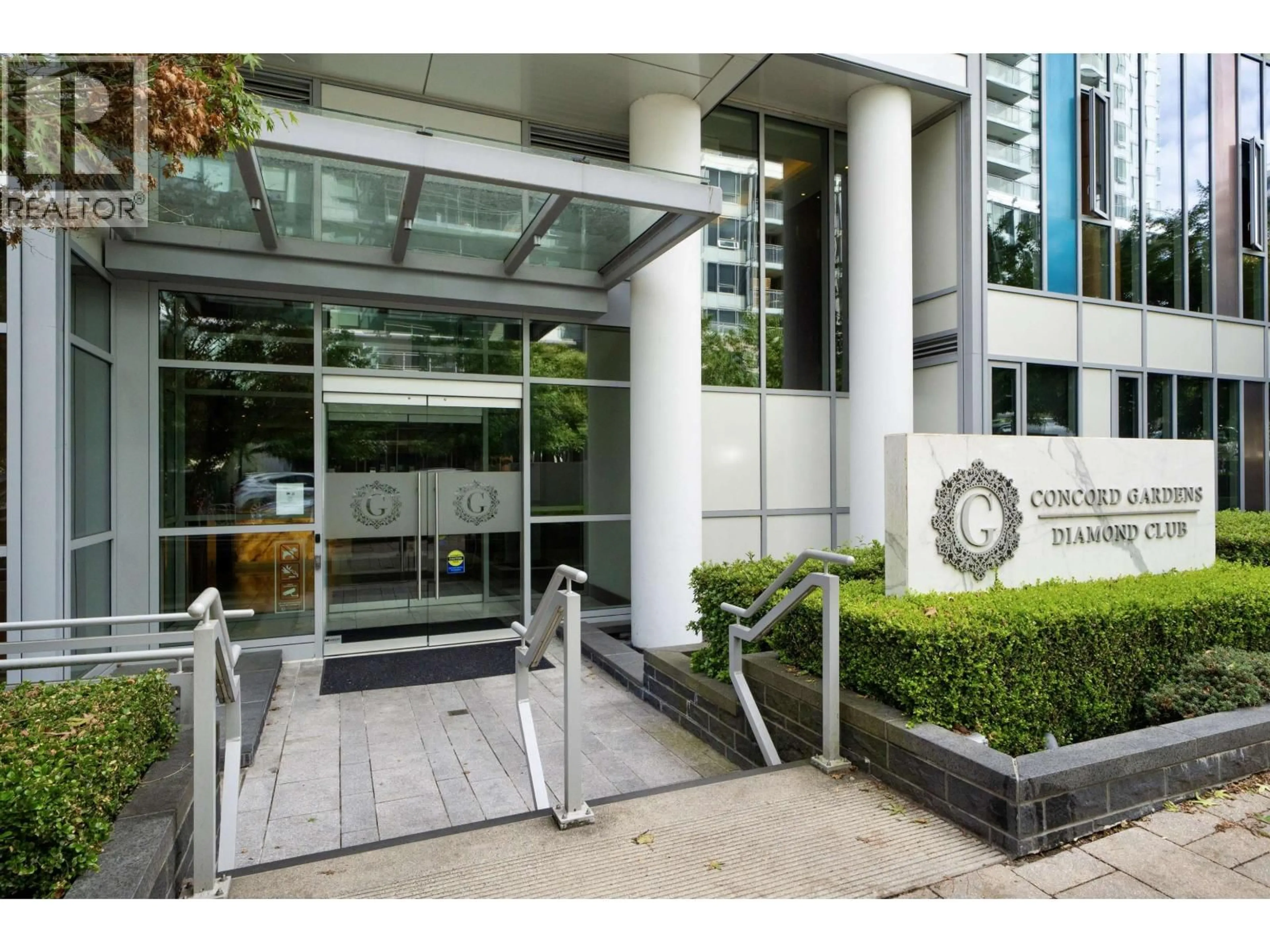 Indoor foyer for 506 - 8988 PATTERSON ROAD, Richmond British Columbia V6X0R2