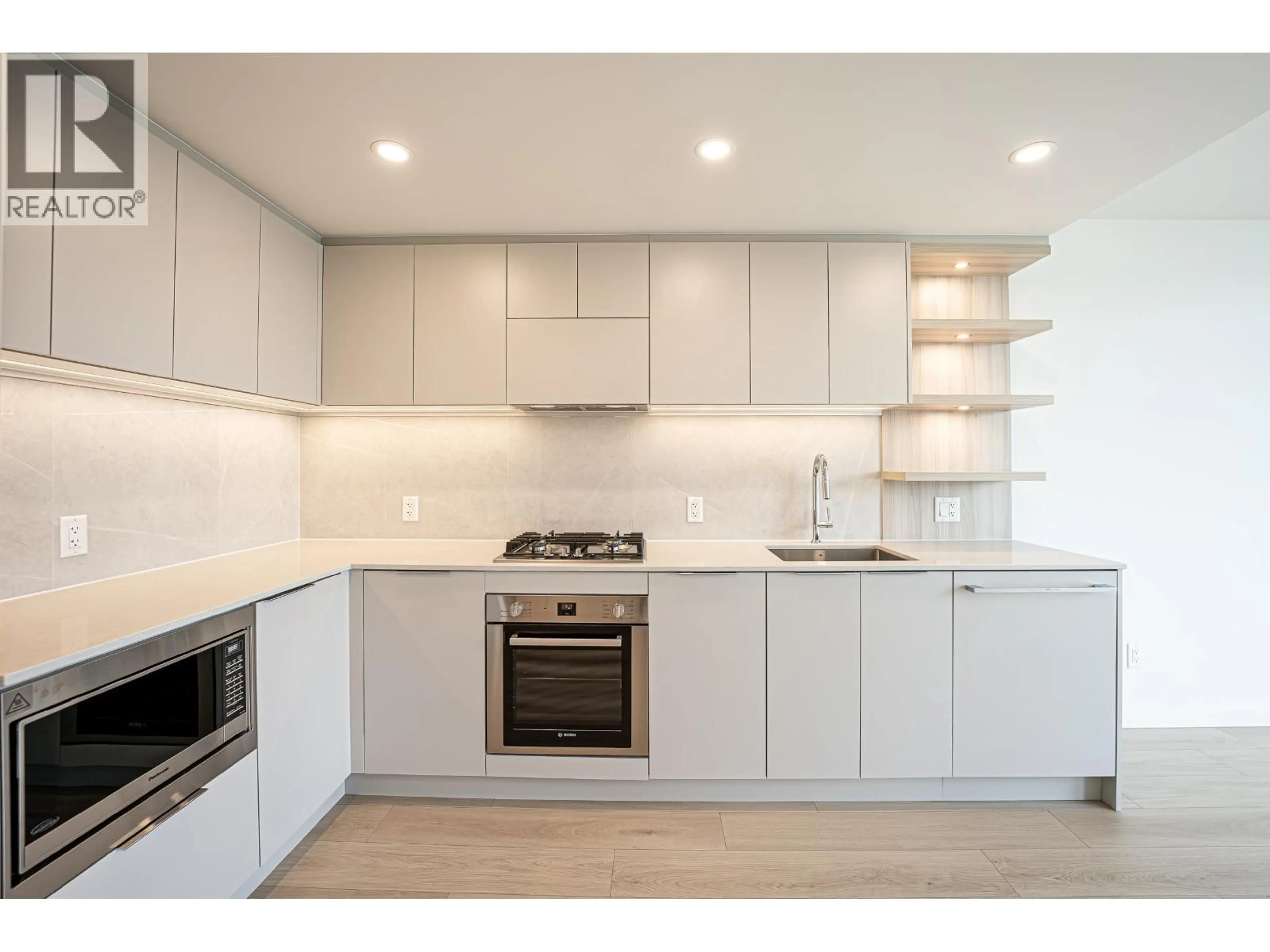 Standard kitchen, unknown for 1904 - 311 ALDERSON AVENUE, Coquitlam British Columbia V3K0K3