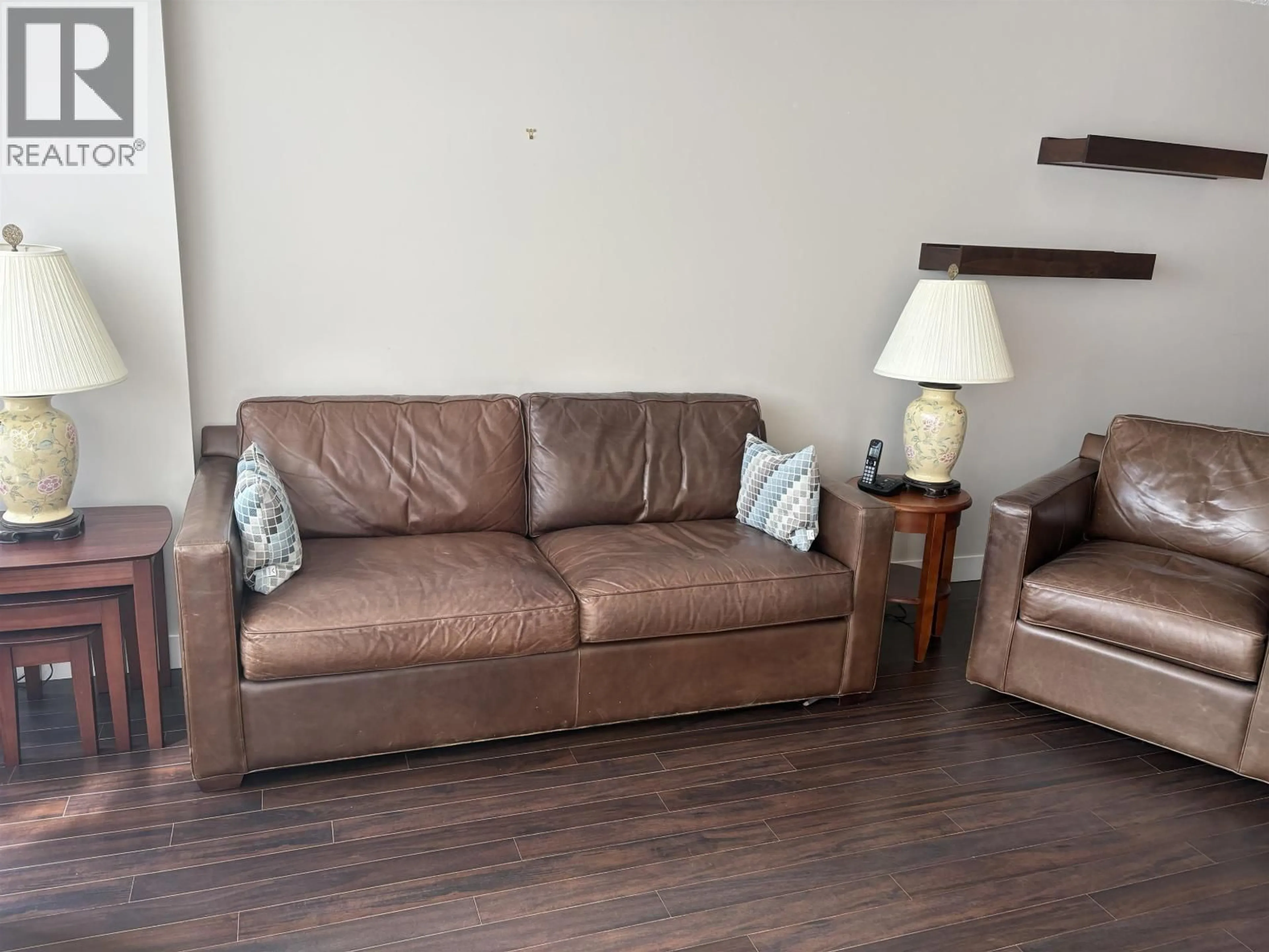 Living room with furniture, wood/laminate floor for 707 - 1575 10TH AVENUE, Vancouver British Columbia V6J5L1