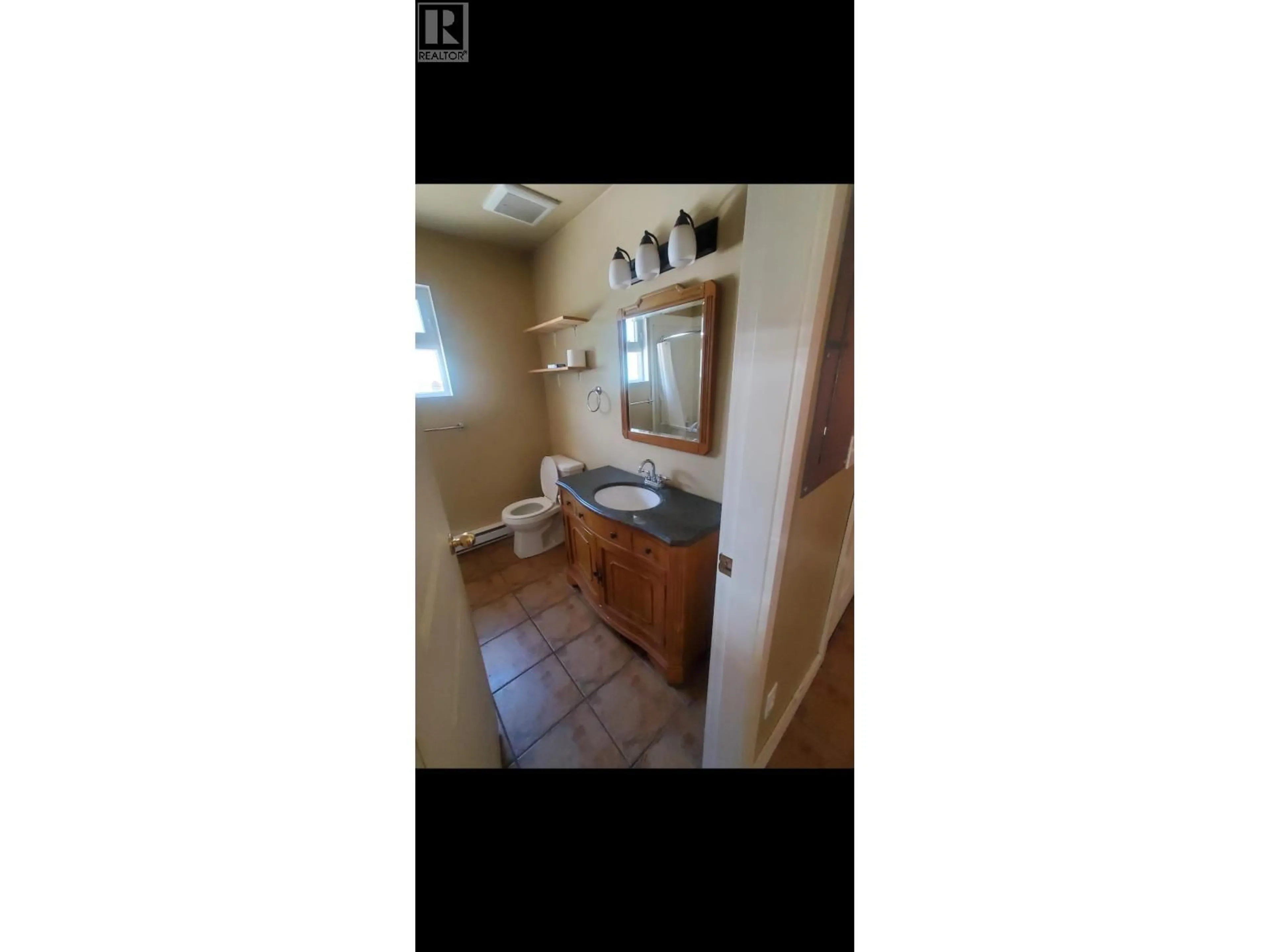 A pic of a room for 4907 GLOINNZUN DRIVE, 108 Mile Ranch British Columbia V0K2Z0