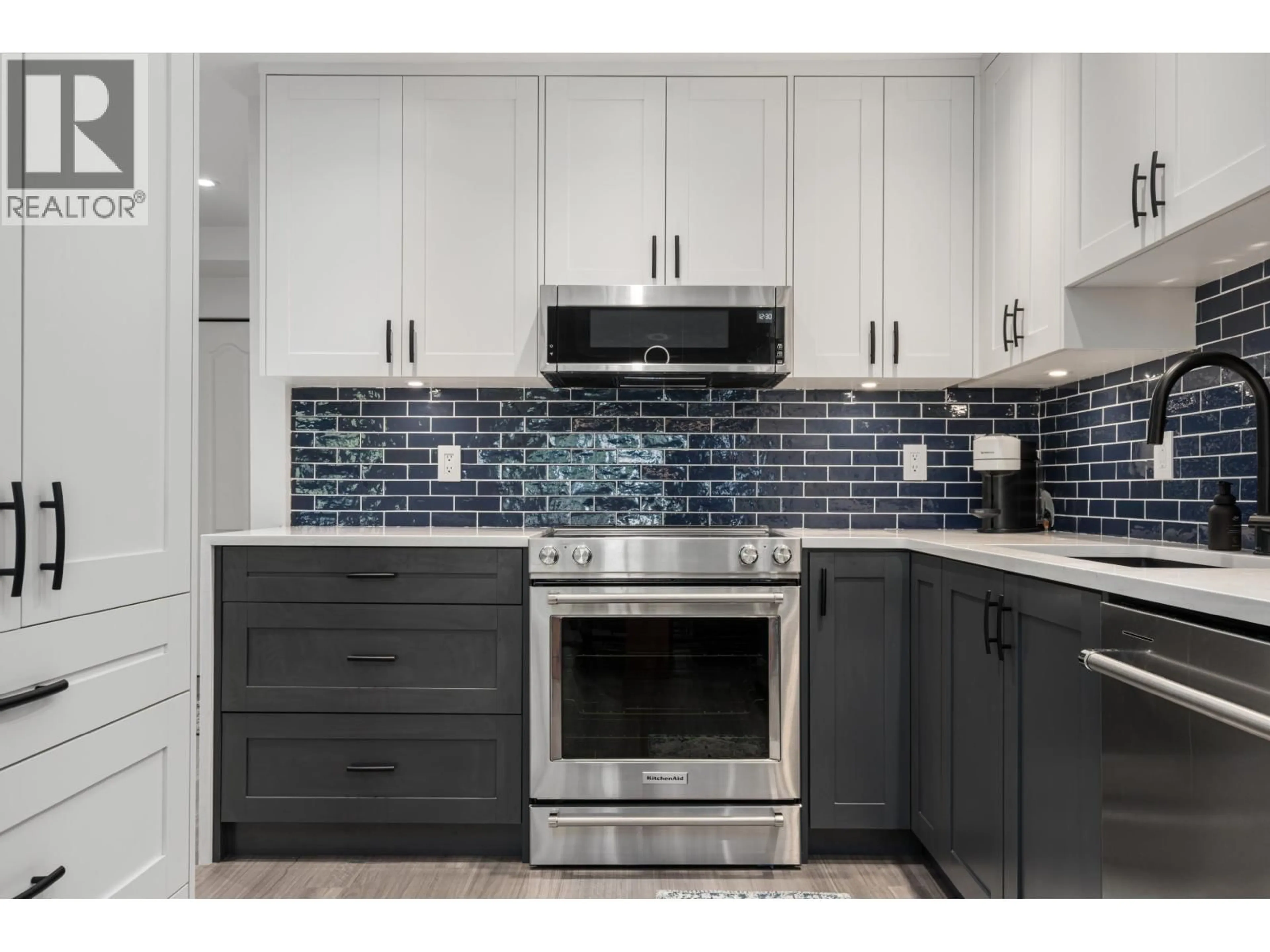 Contemporary kitchen, ceramic/tile floor for 203 - 825 15TH AVENUE, Vancouver British Columbia V5Z1R8