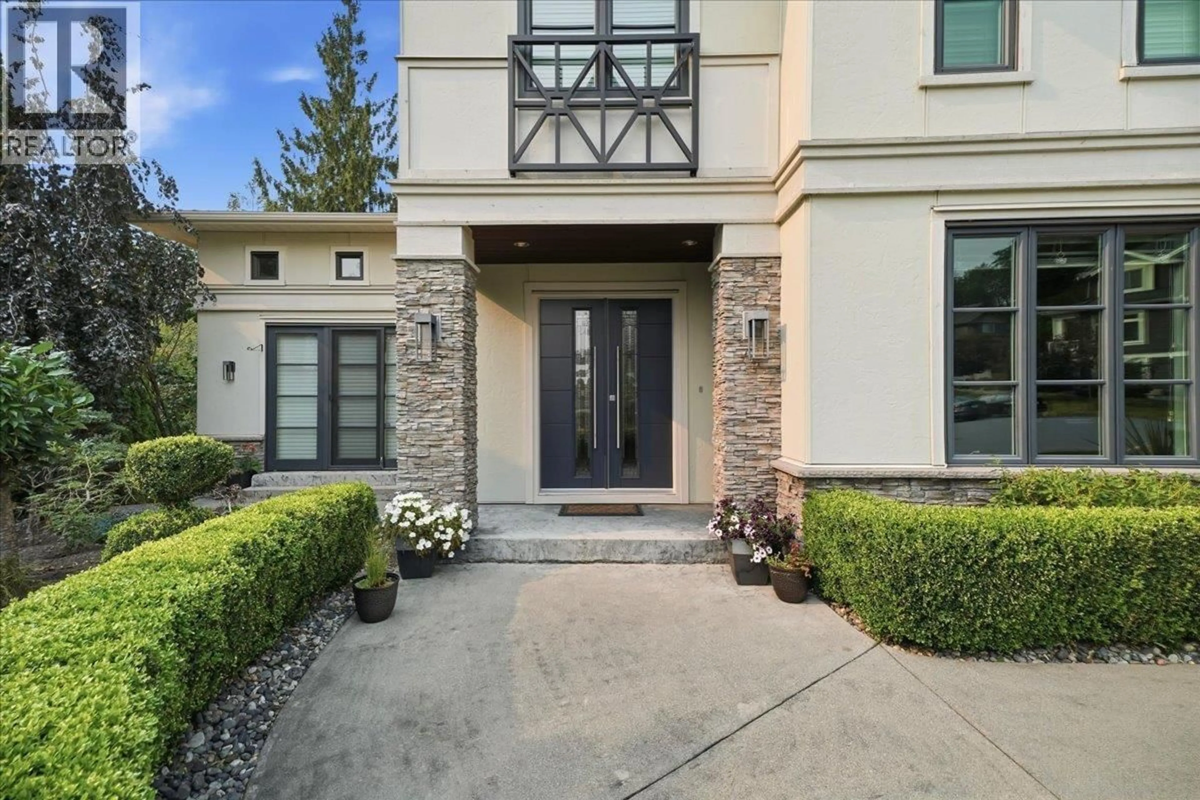 Indoor entryway for 13891 232A STREET, Maple Ridge British Columbia V4R0C2