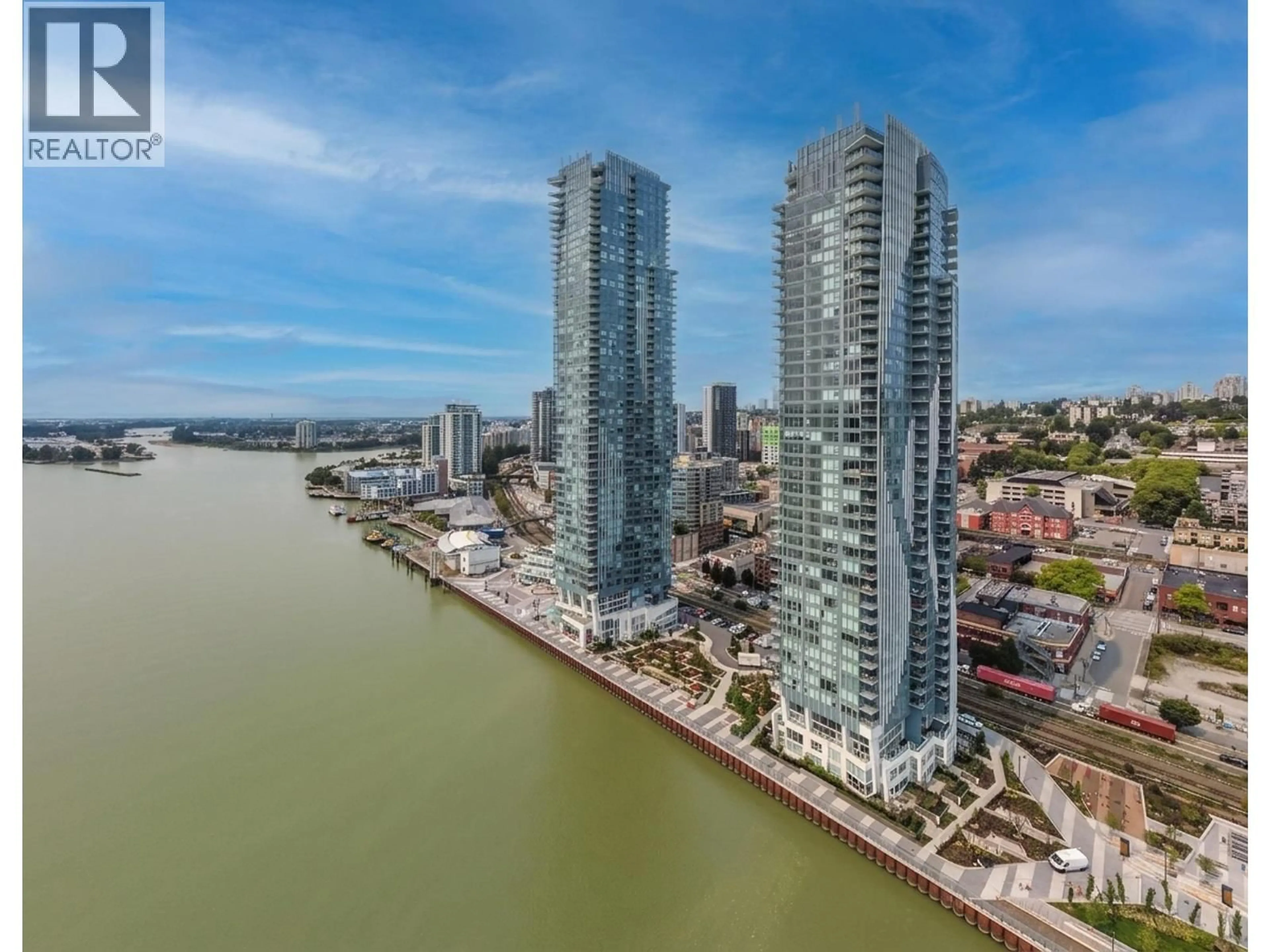 A pic from outside/outdoor area/front of a property/back of a property/a pic from drone, water/lake/river/ocean view for 3907 - 680 QUAYSIDE DRIVE, New Westminster British Columbia V3M0P2