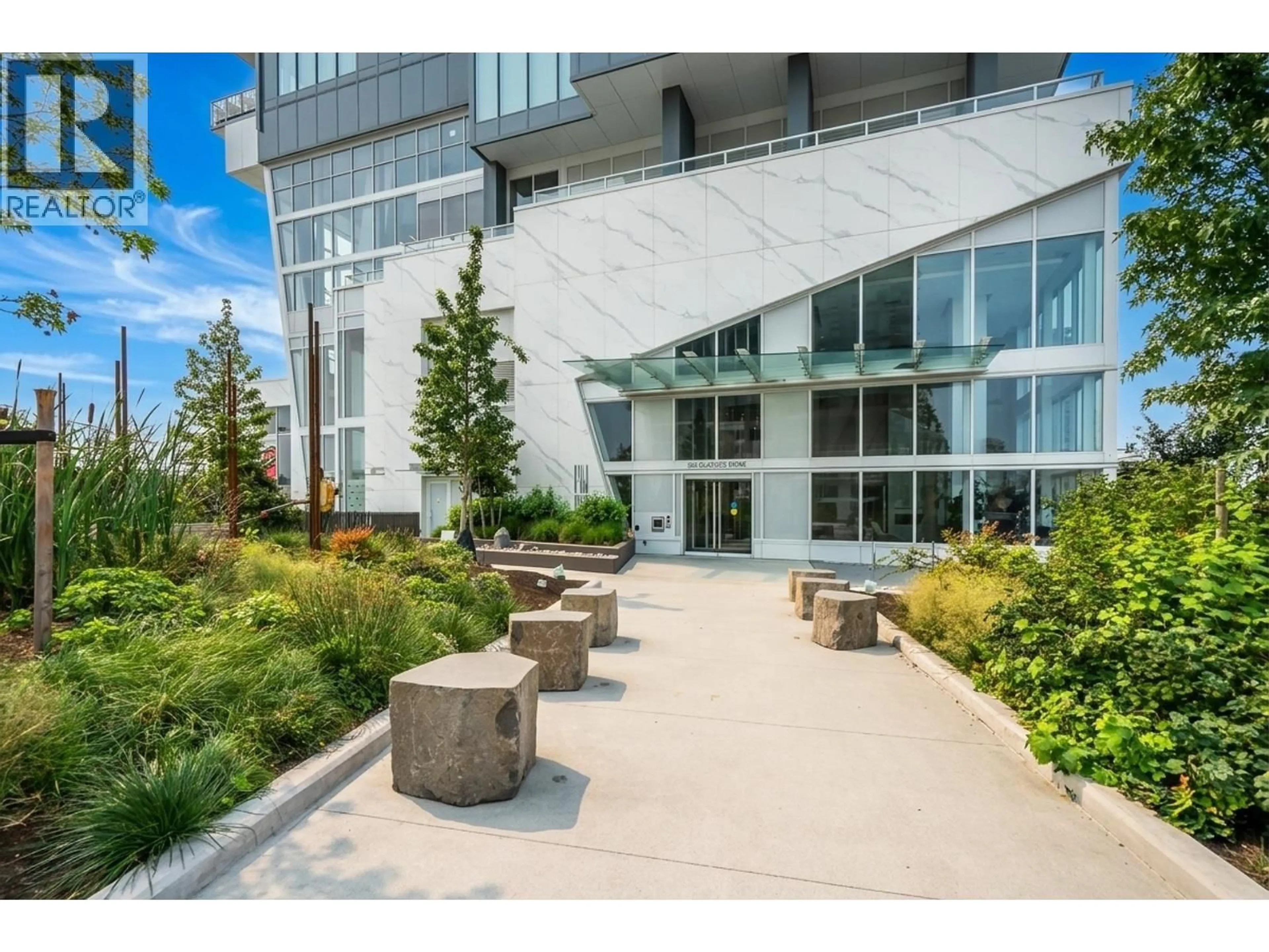 Unknown for 3907 - 680 QUAYSIDE DRIVE, New Westminster British Columbia V3M0P2