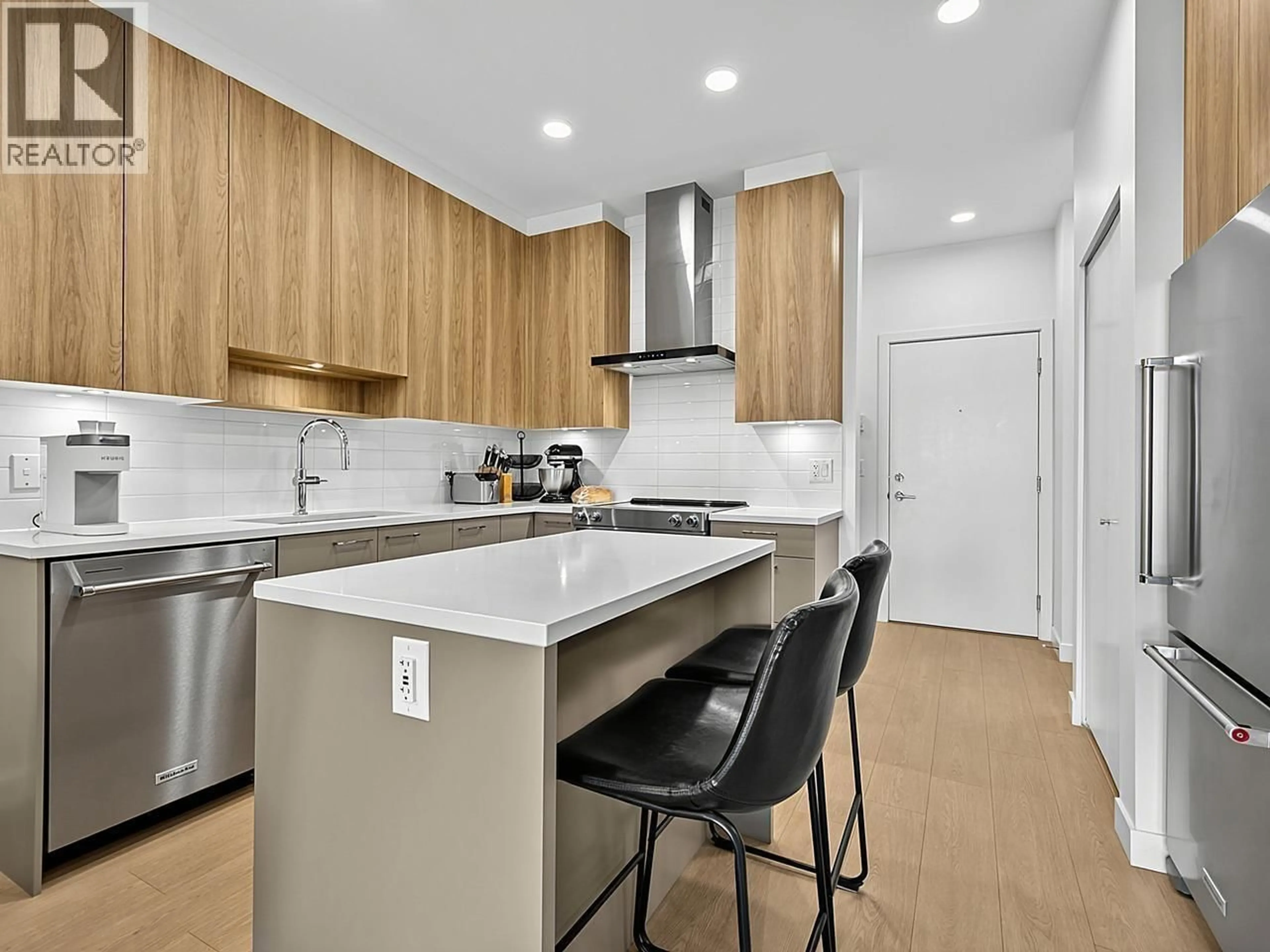 Open concept kitchen, unknown for 511 - 7599 15 STREET, Burnaby British Columbia V3N0H9