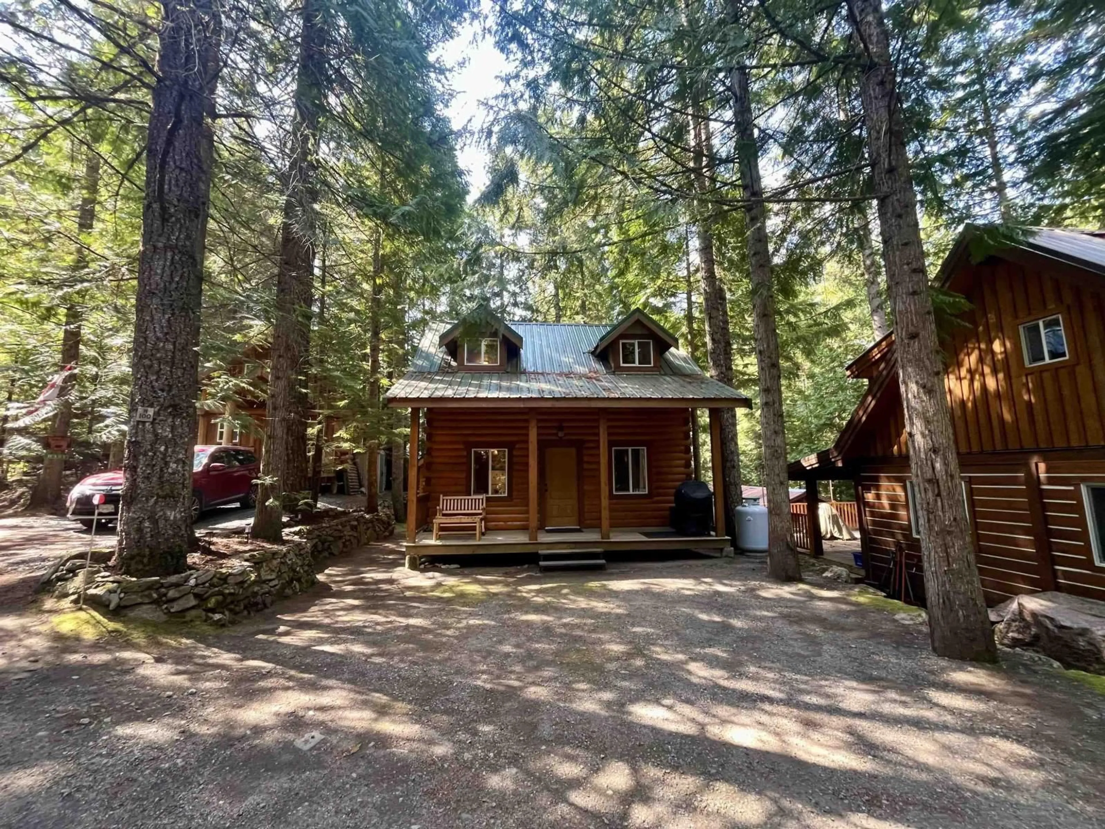 A pic from outside/outdoor area/front of a property/back of a property/a pic from drone, forest/trees view for H100 STRAWBERRY LANE, Sunshine Valley British Columbia V0X1L5