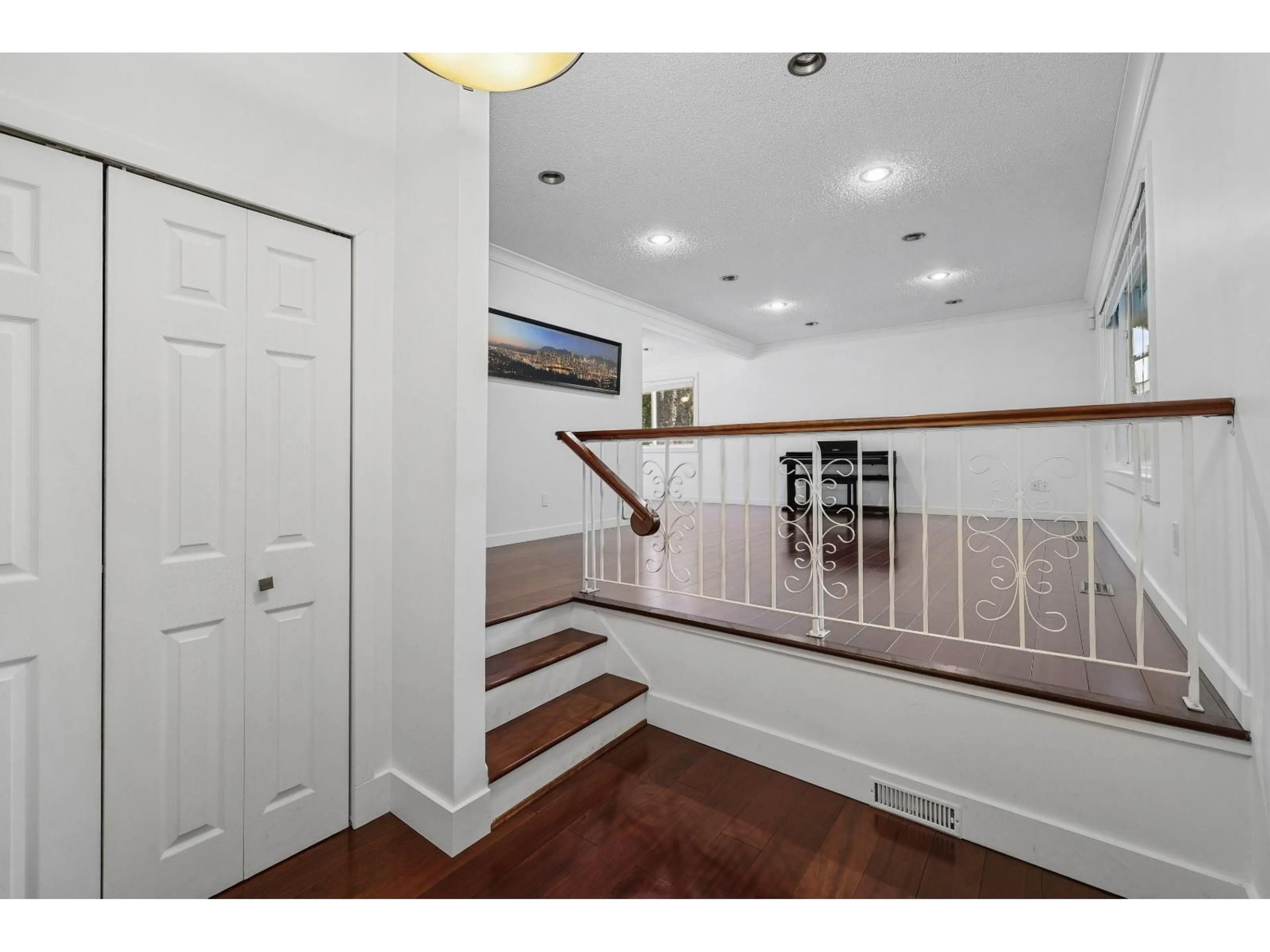 Unknown for 10421 SANTA MONICA DRIVE, Delta British Columbia V4C1P8