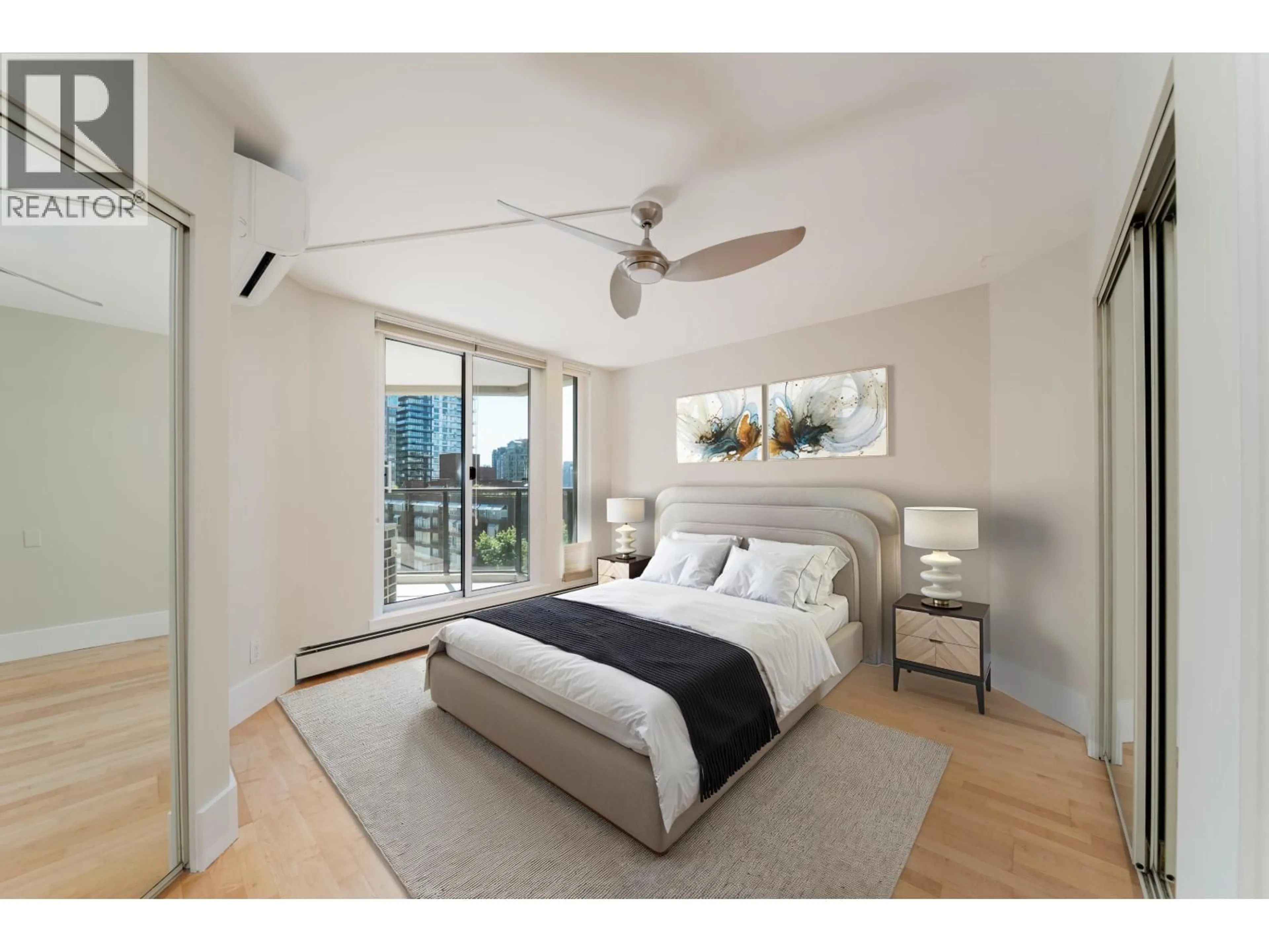 Bedroom with bed, unknown for 905 - 1010 BURNABY STREET, Vancouver British Columbia V6E4L8