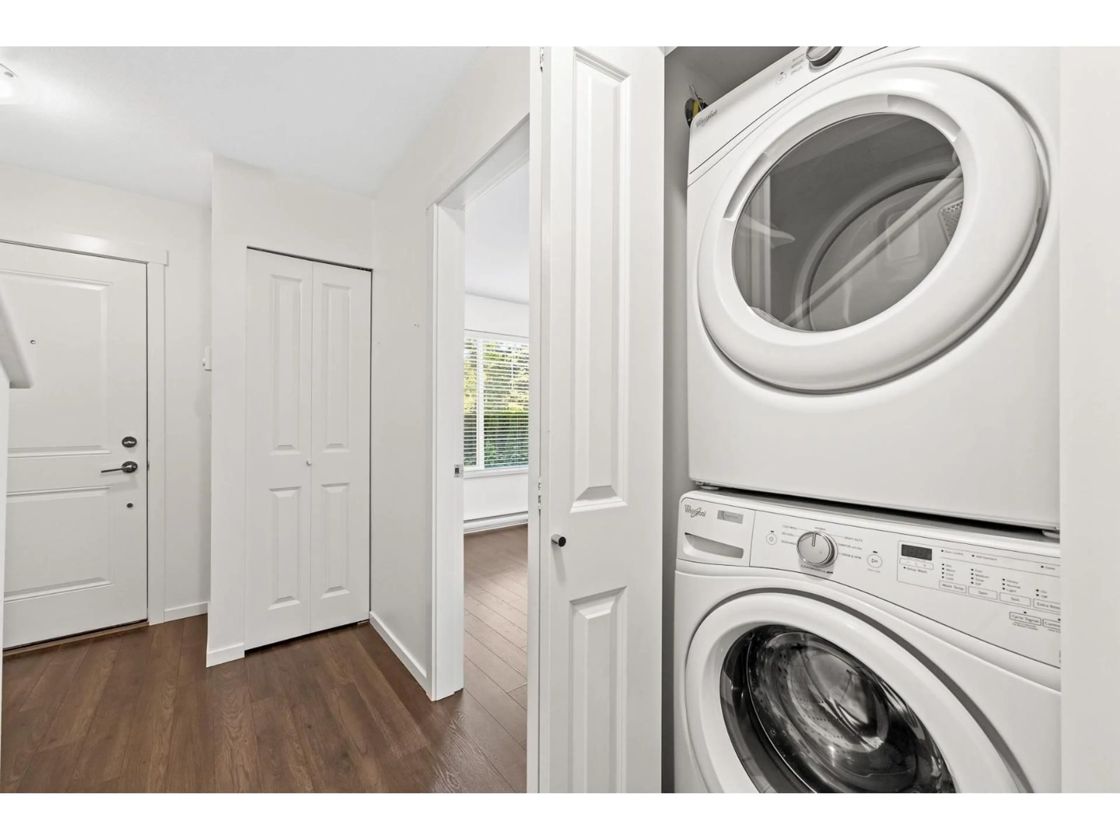 Laundry room for 30 - 127 172 STREET, Surrey British Columbia V3Z0W9