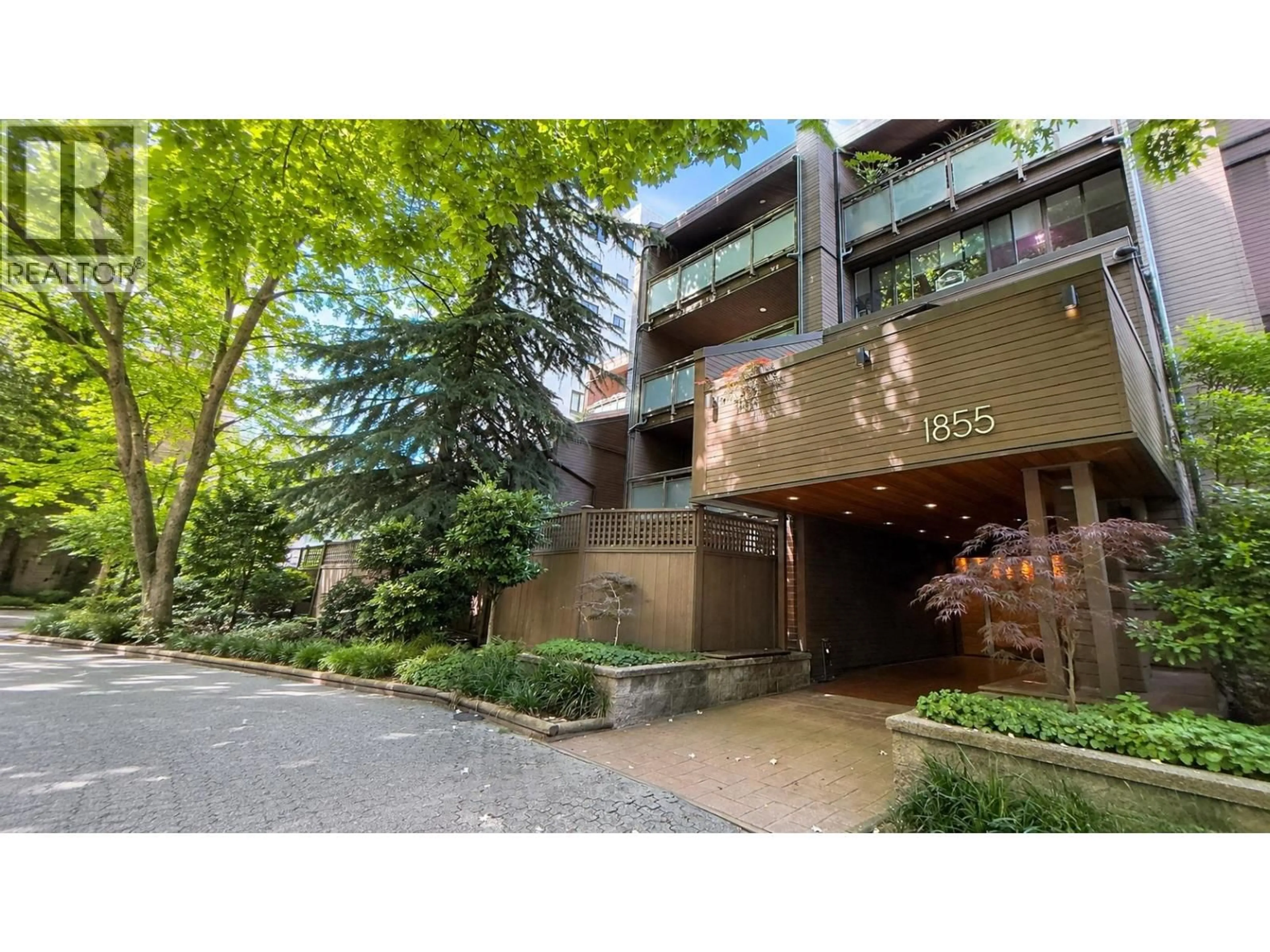 Indoor foyer for 103 - 1855 NELSON STREET, Vancouver British Columbia V6G1M9