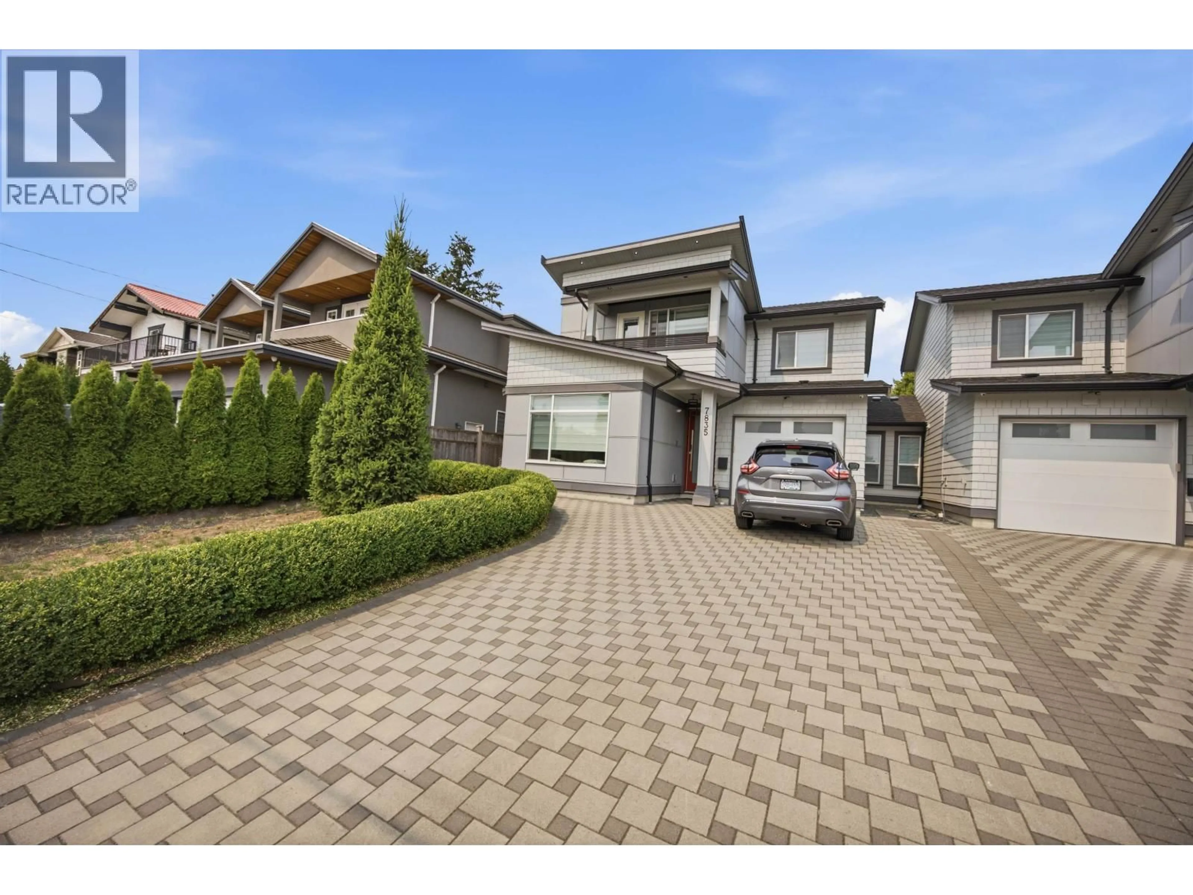 A pic from outside/outdoor area/front of a property/back of a property/a pic from drone, street for 7835 12TH AVENUE, Burnaby British Columbia V3N2K6