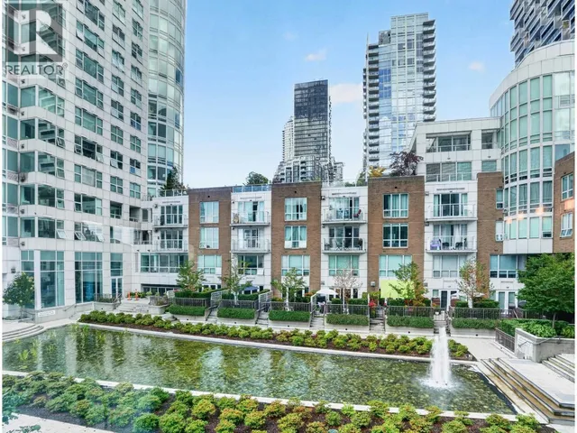 404 - 1501 HOWE STREET, Vancouver 3