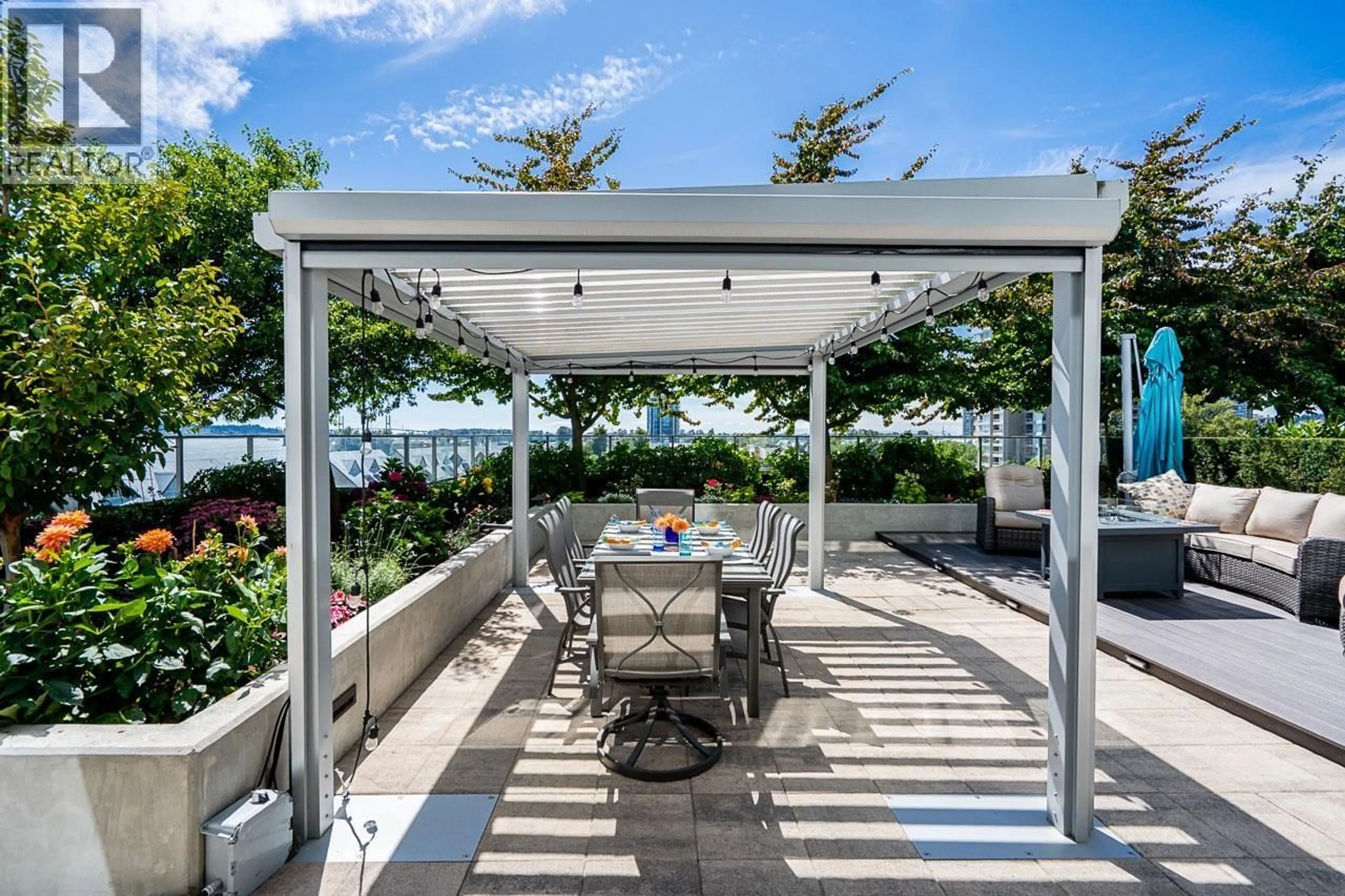 Patio, water/lake/river/ocean view for 610 - 988 QUAYSIDE DRIVE, New Westminster British Columbia V3L0L5