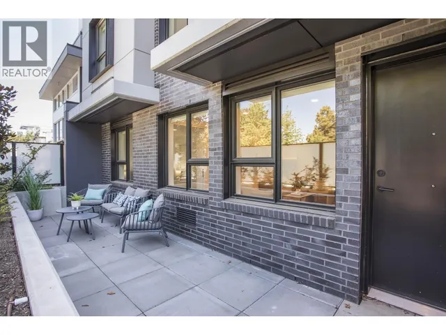TH201 - 2471 ST. GEORGE STREET, Vancouver 3