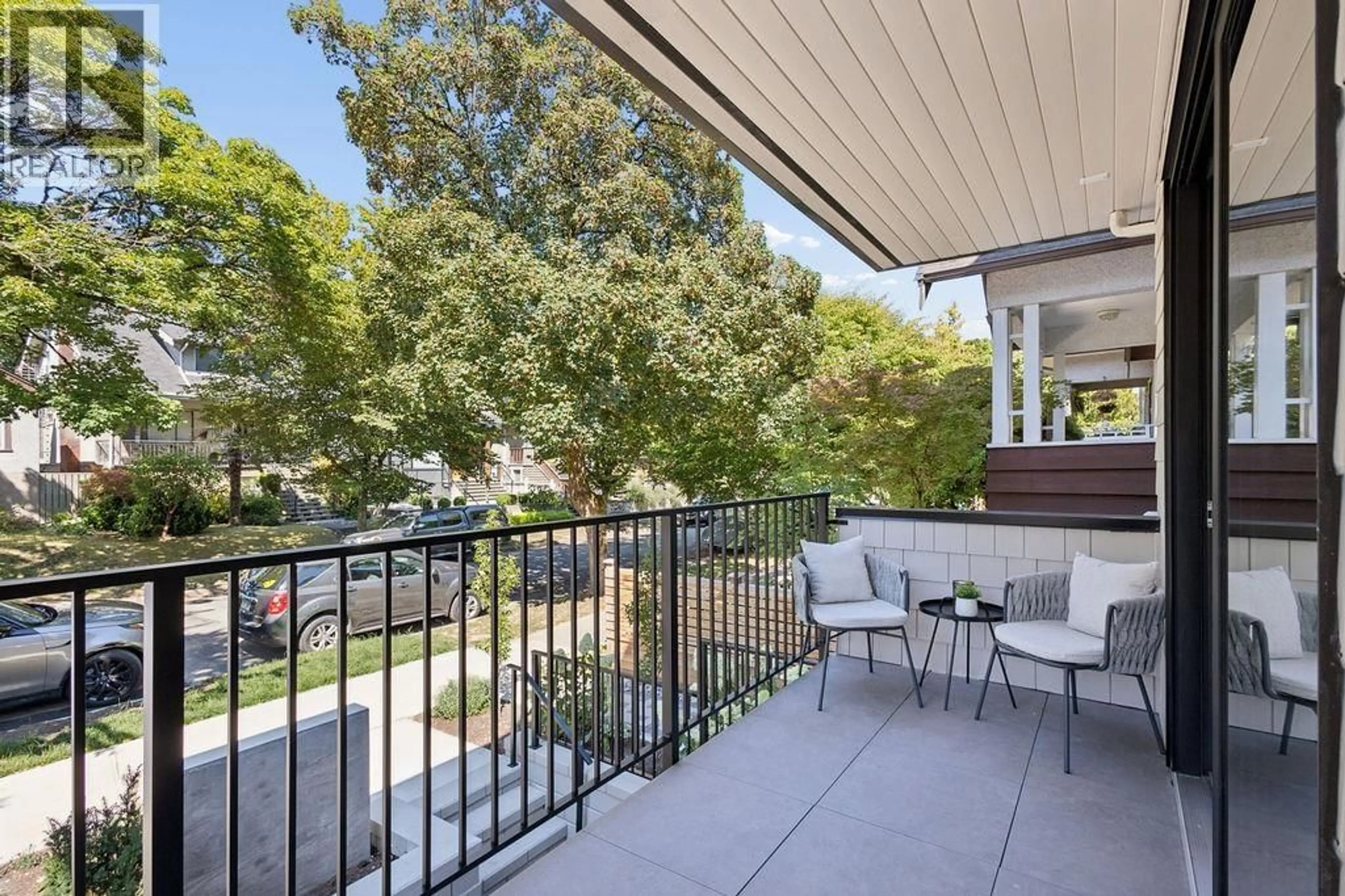 Patio, street for 1 - 2124 8 AVENUE, Vancouver British Columbia V5N1V5