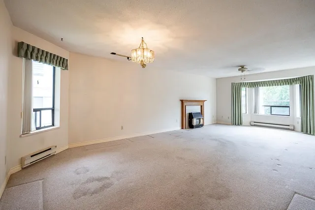 201 - 14957 THRIFT AVENUE, White Rock 3