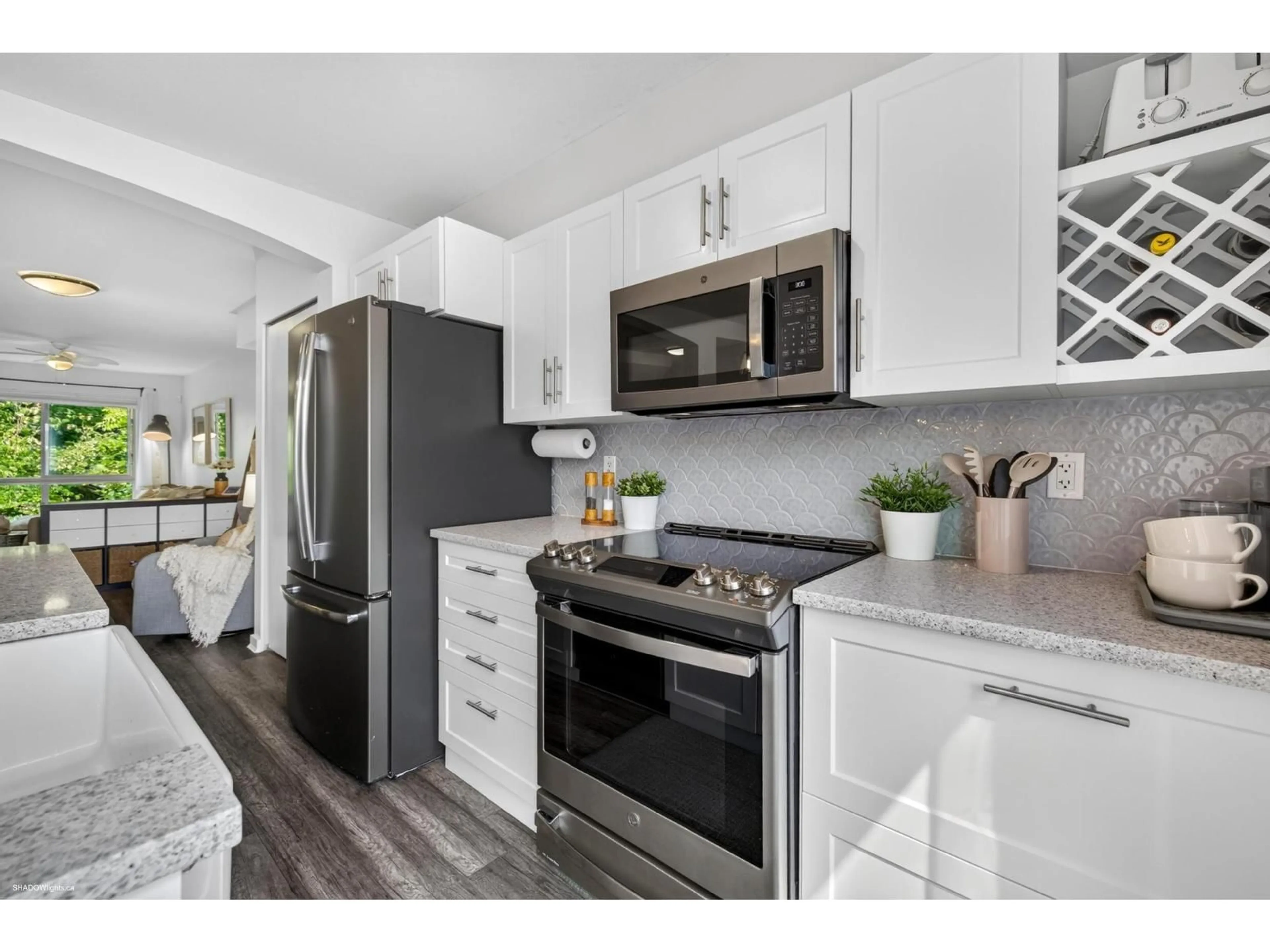Open concept kitchen, unknown for 145 - 6671 121 STREET, Surrey British Columbia V3W1T9