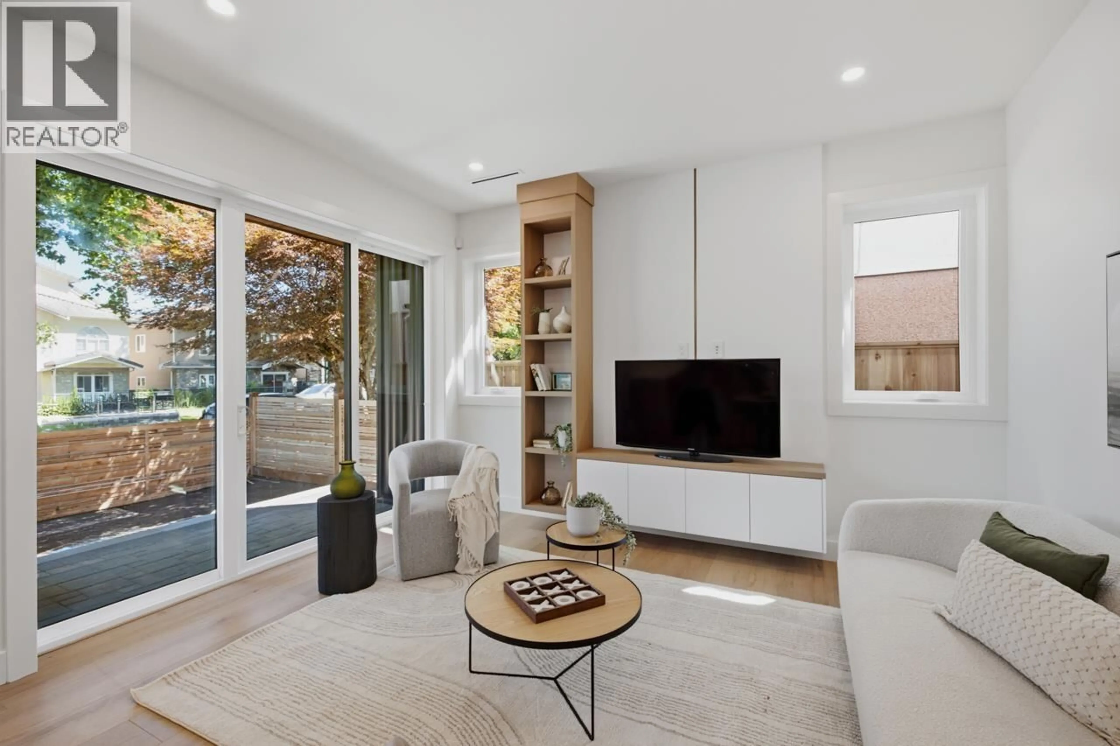 Living room with furniture, unknown for 1 - 3018 19TH AVENUE, Vancouver British Columbia V5M2S9